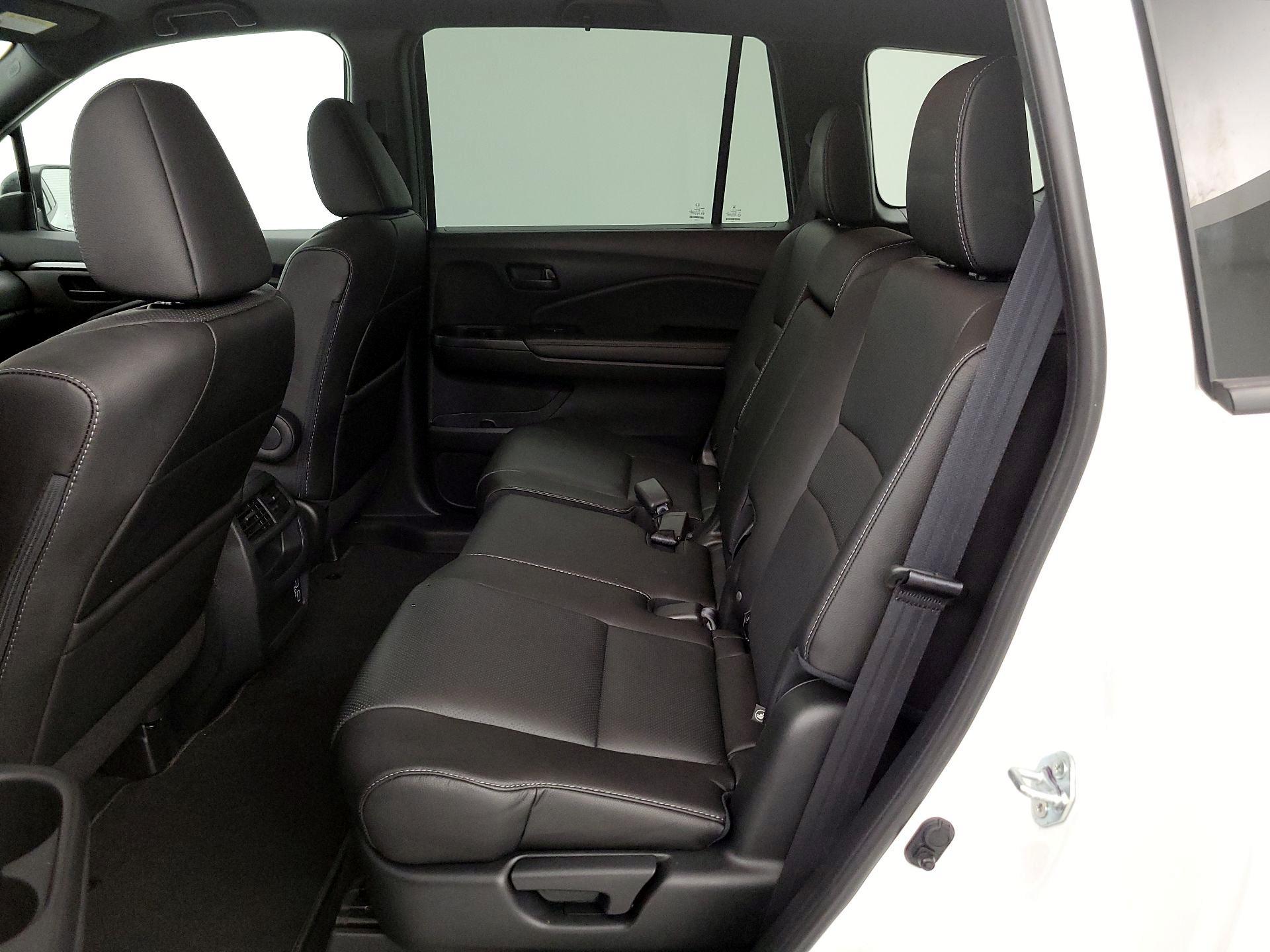 Thumbnail: 2022 Honda Passport - 20