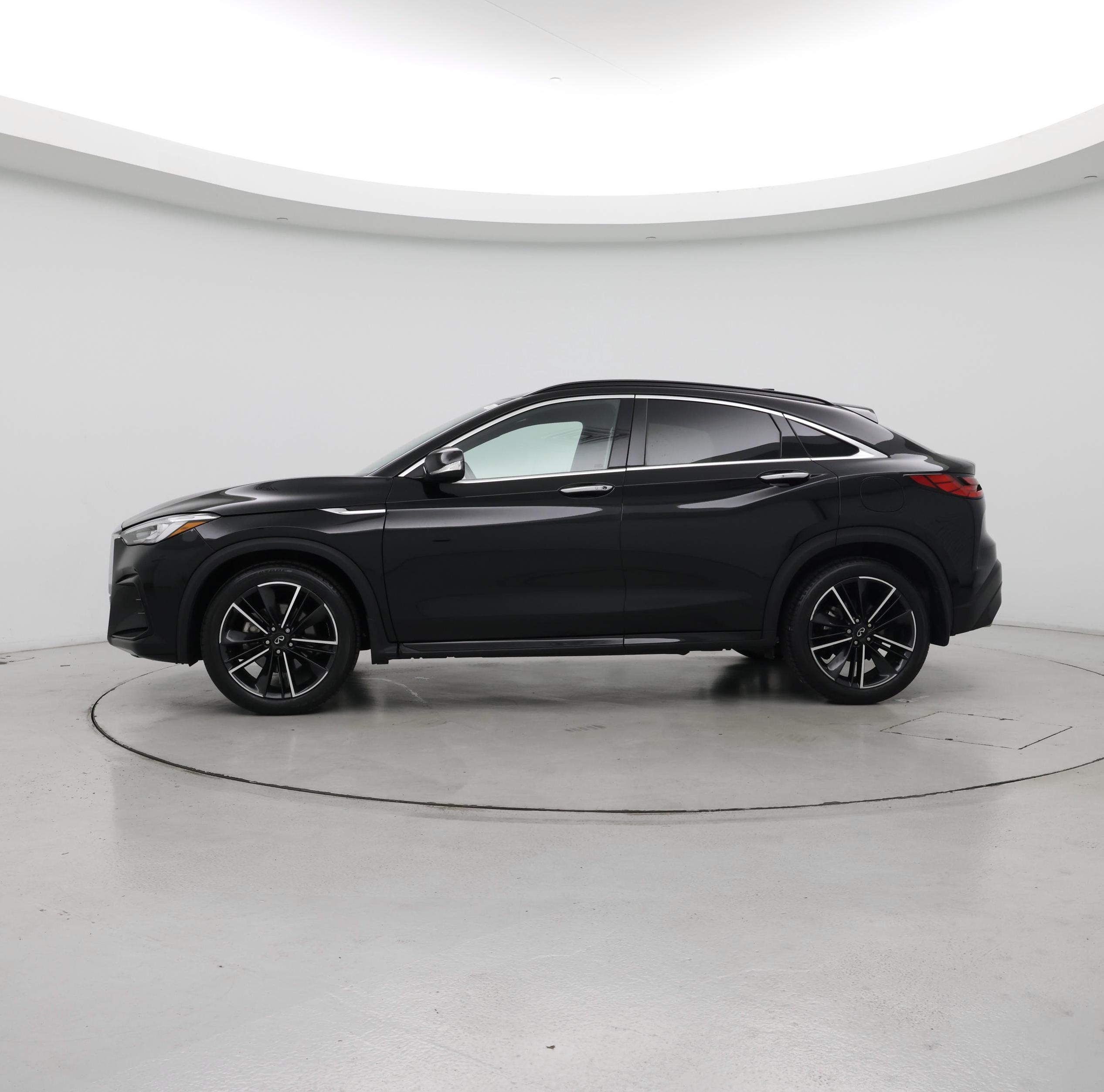 Thumbnail: 2022 INFINITI QX55 - 3