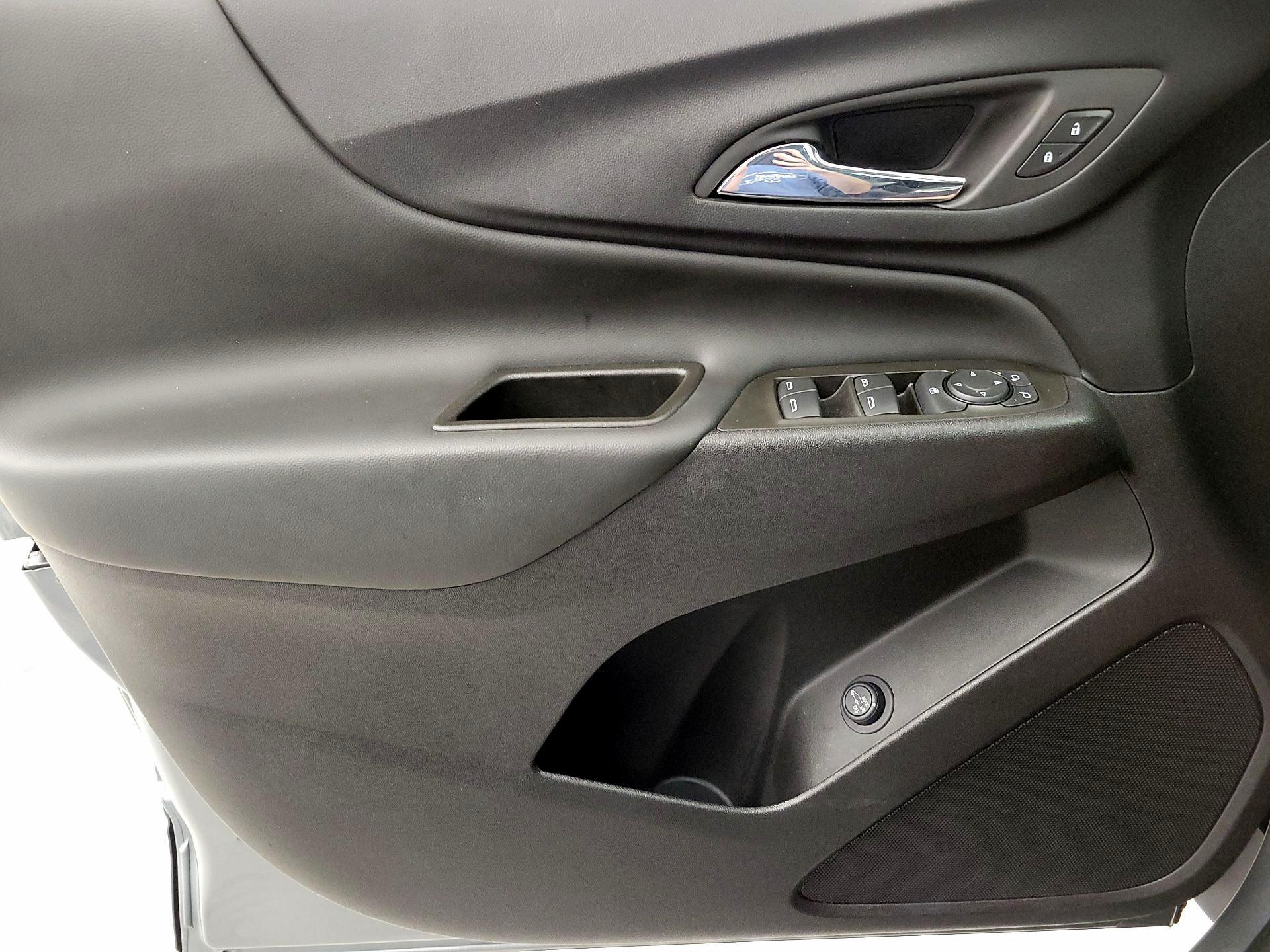 Thumbnail: 2023 Chevrolet Equinox - 12