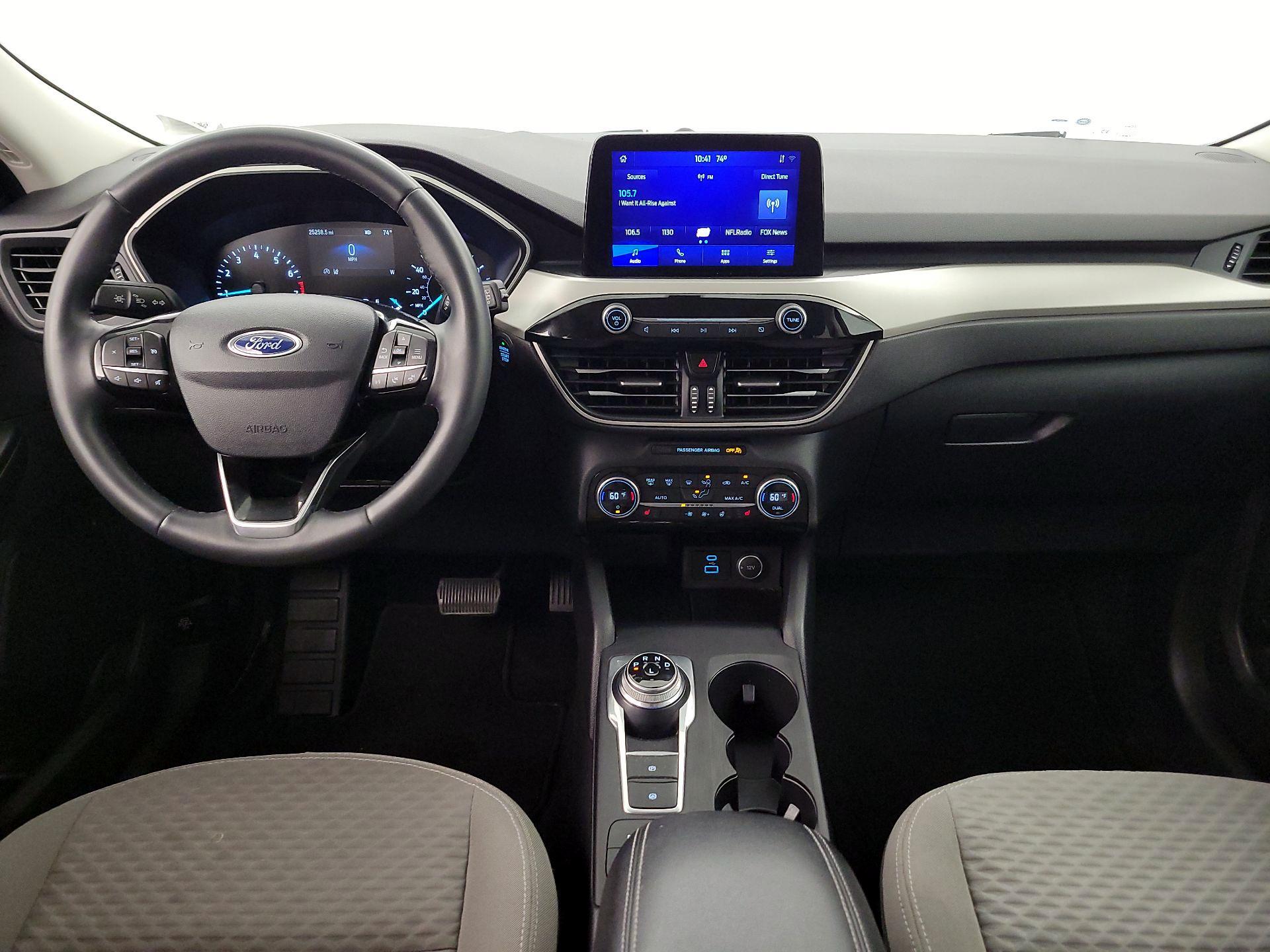 Thumbnail: 2021 Ford Escape - 9
