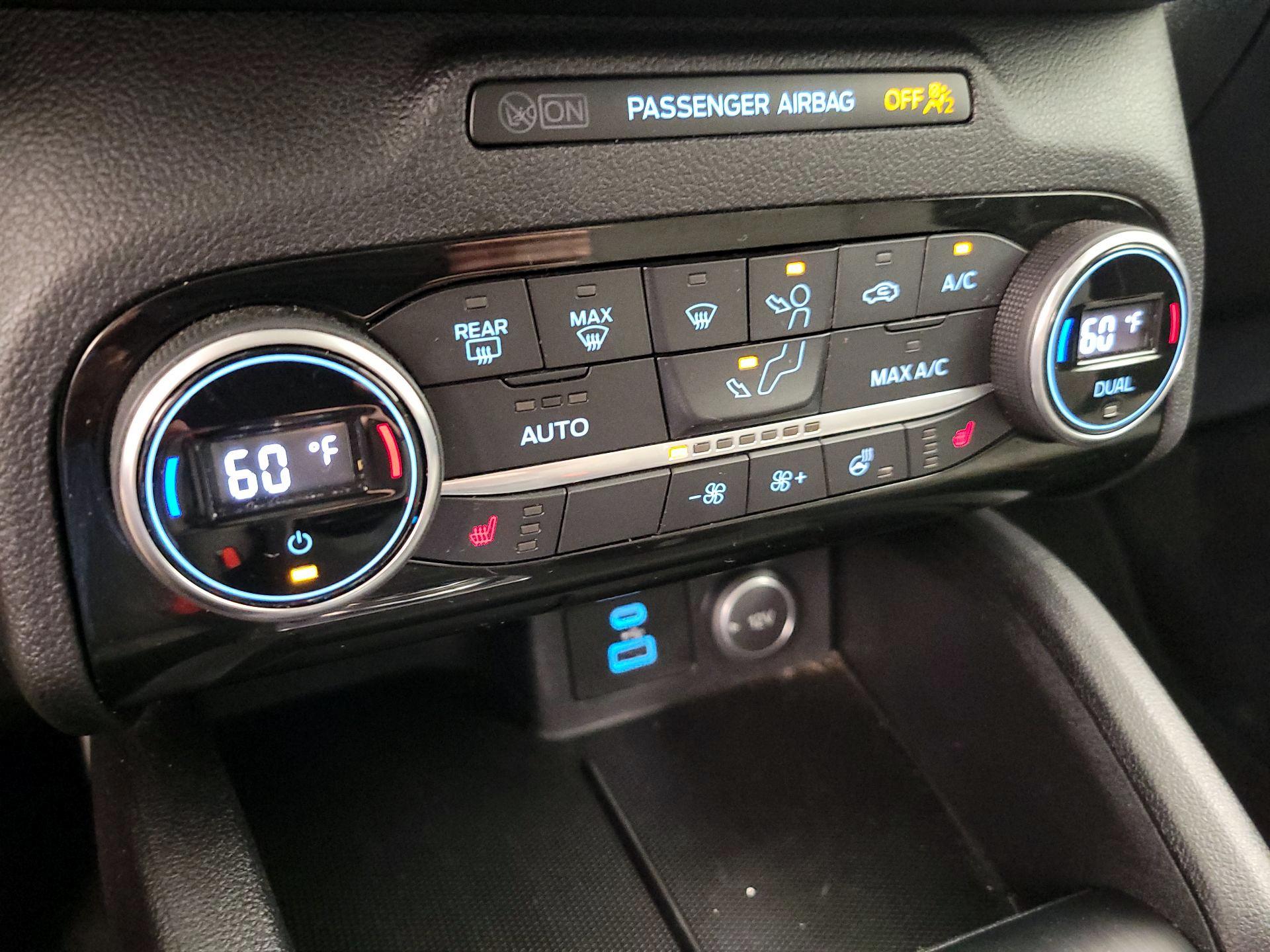 Thumbnail: 2021 Ford Escape - 16