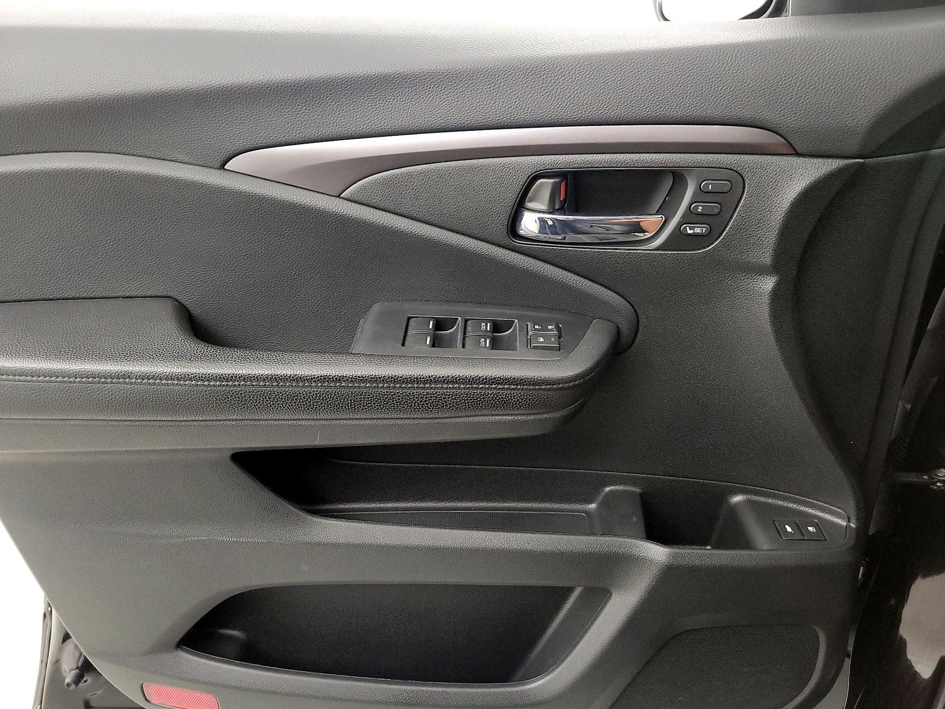 Thumbnail: 2021 Honda Passport - 12