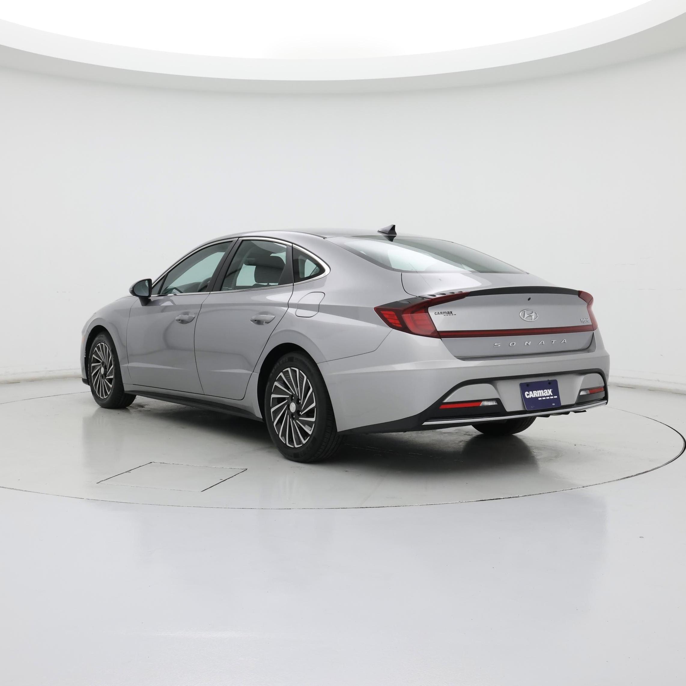 Thumbnail: 2023 Hyundai Sonata - 2