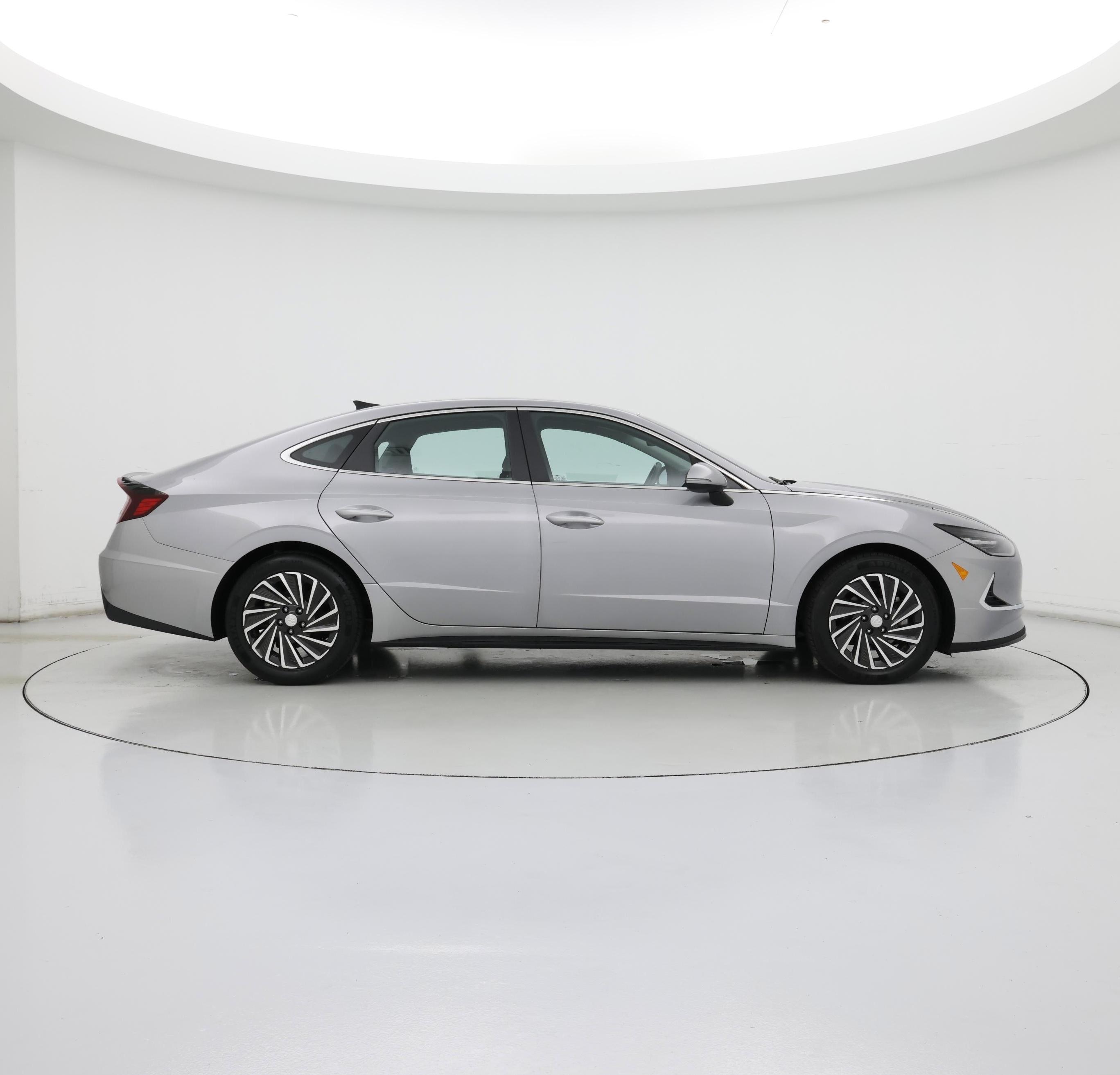 Thumbnail: 2023 Hyundai Sonata - 7