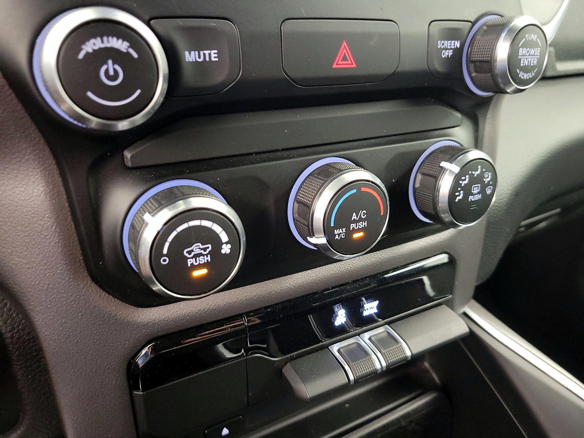 Thumbnail: 2019 RAM 1500 - 16