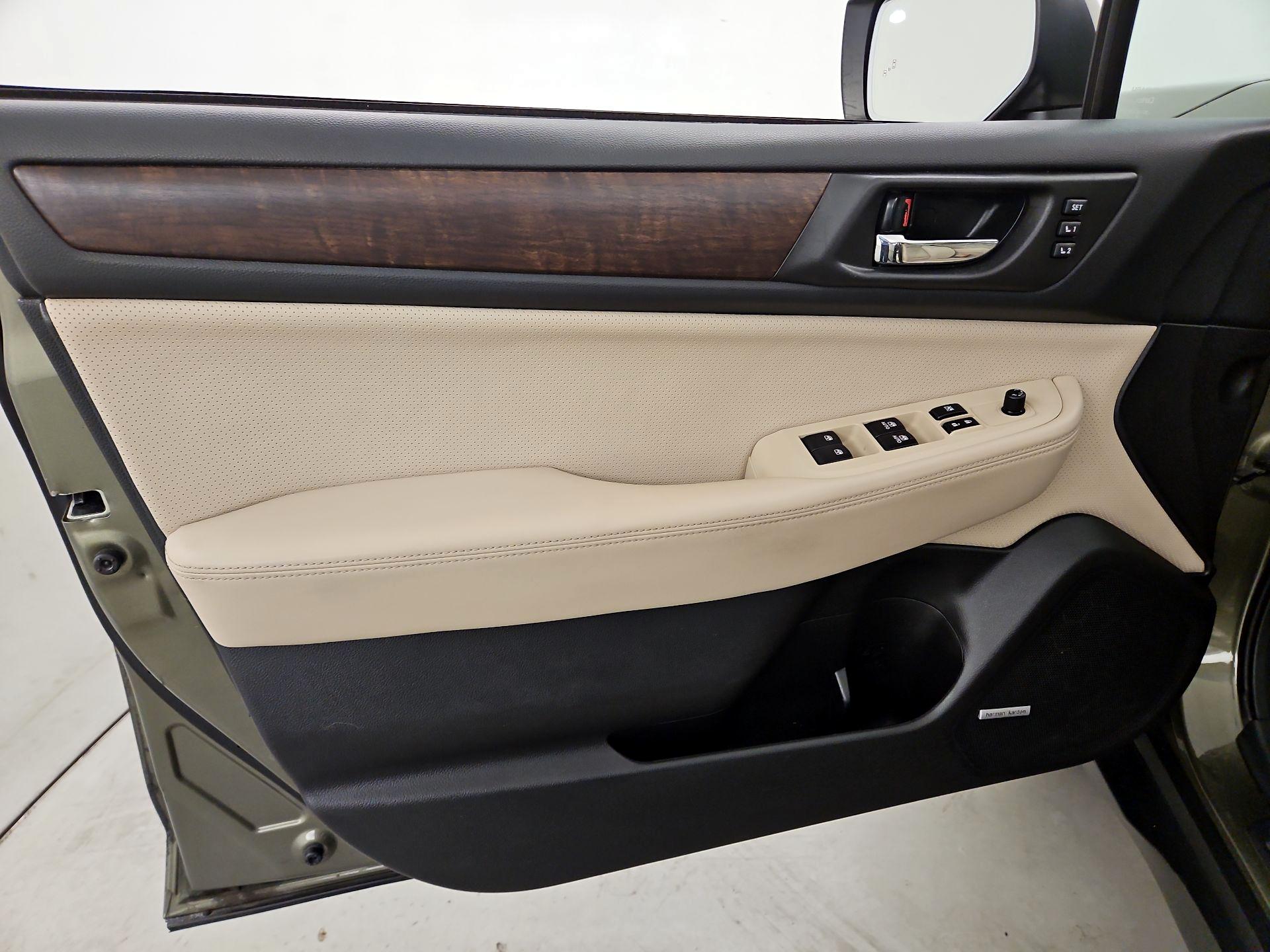 Thumbnail: 2015 Subaru Outback - 12