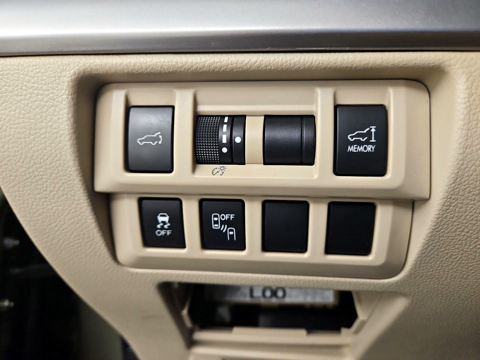 Thumbnail: 2015 Subaru Outback - 13