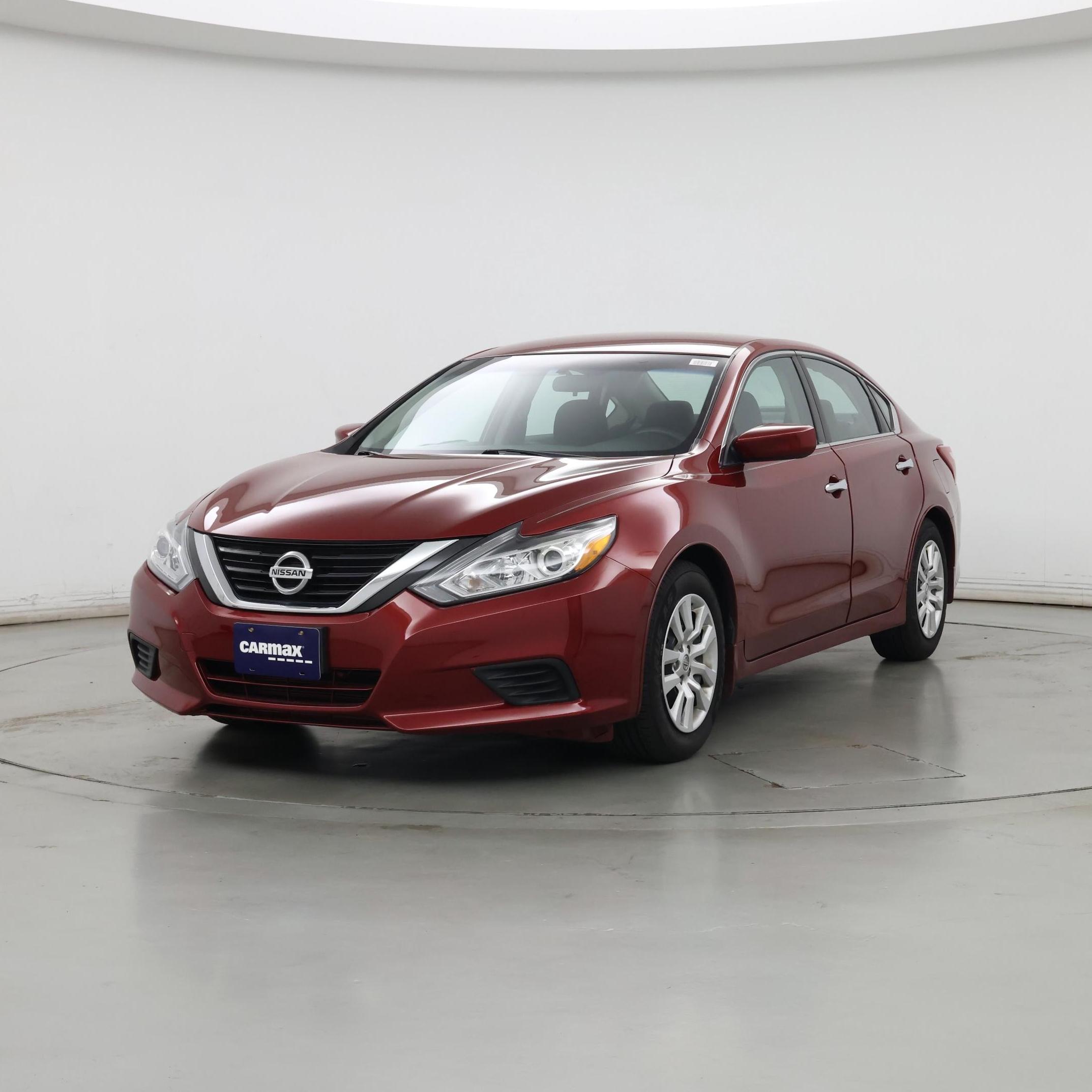 Thumbnail: 2018 Nissan Altima - 4