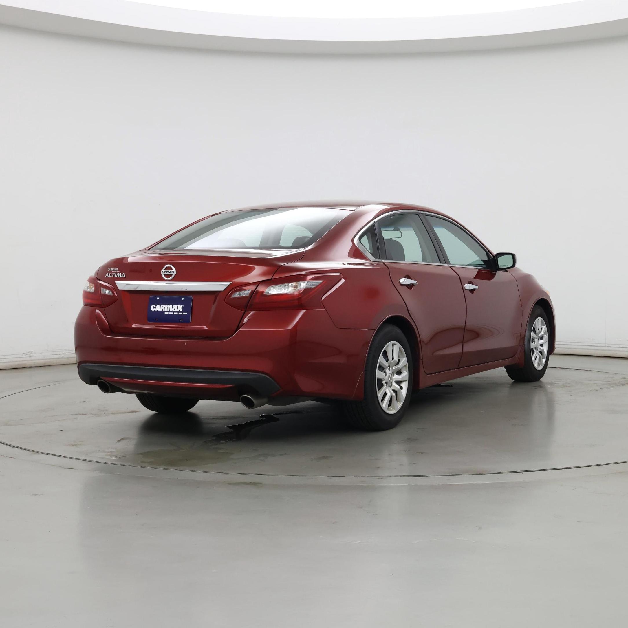 Thumbnail: 2018 Nissan Altima - 8