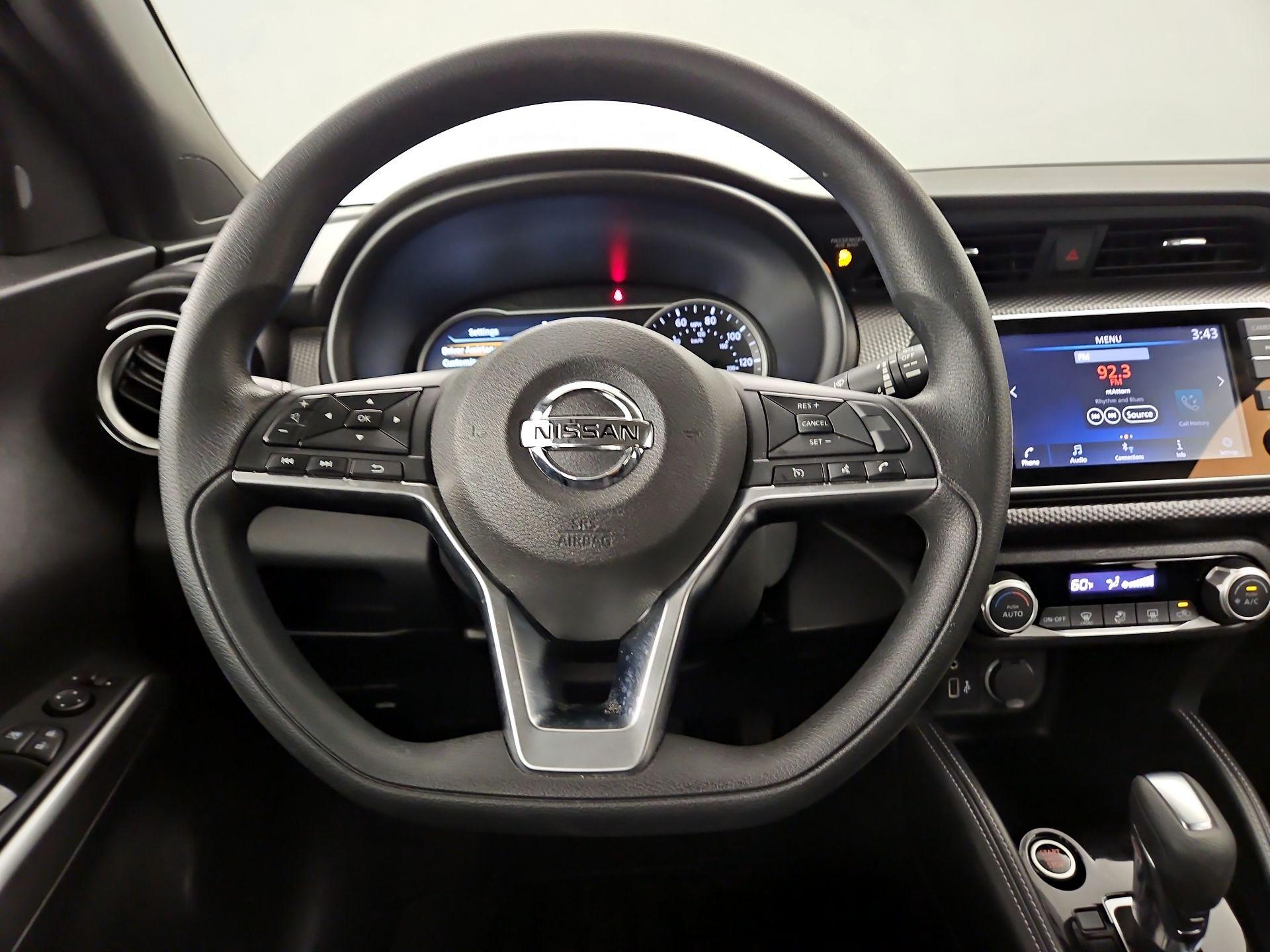 Thumbnail: 2019 Nissan Kicks - 10