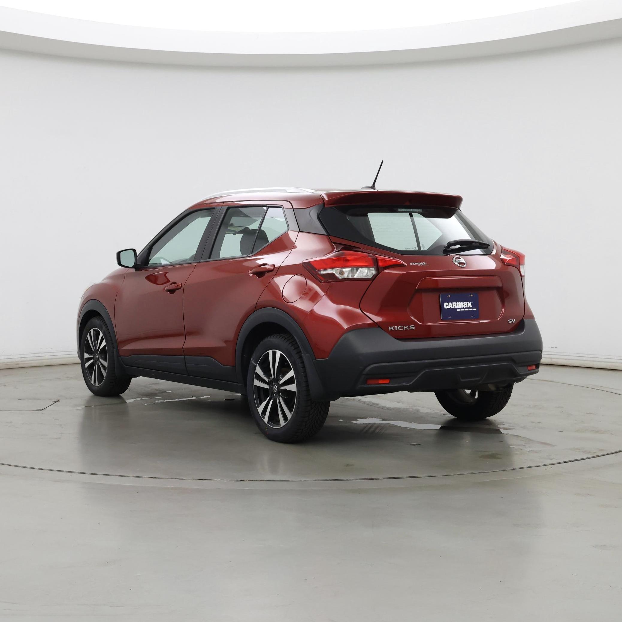 Thumbnail: 2019 Nissan Kicks - 2