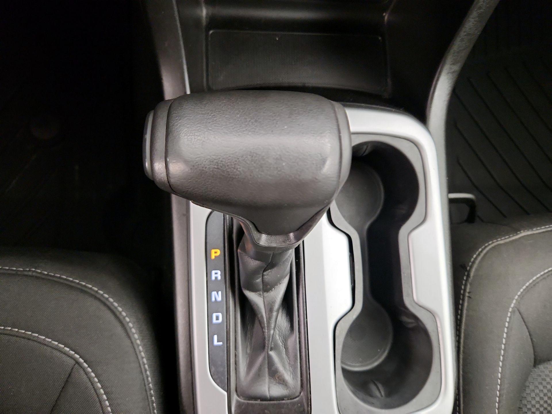 Thumbnail: 2021 Chevrolet Colorado - 17