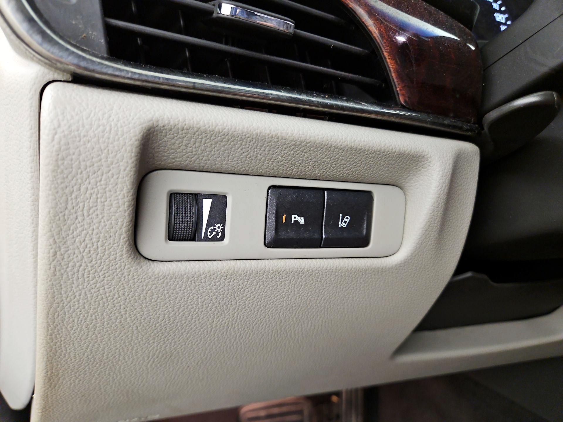 Thumbnail: 2013 Cadillac ATS - 13