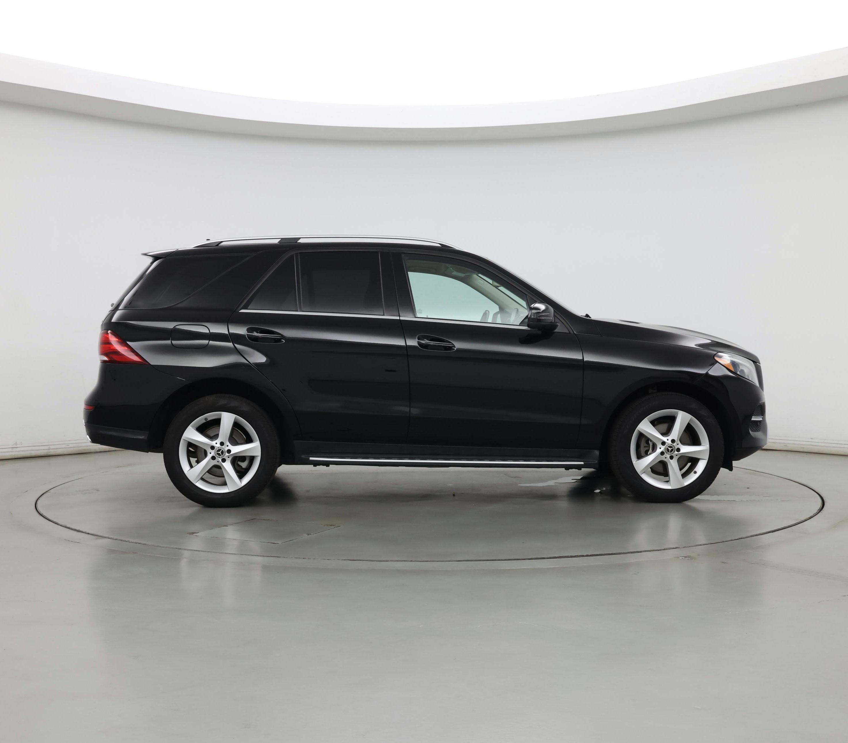 Thumbnail: 2018 Mercedes-Benz GLE - 7