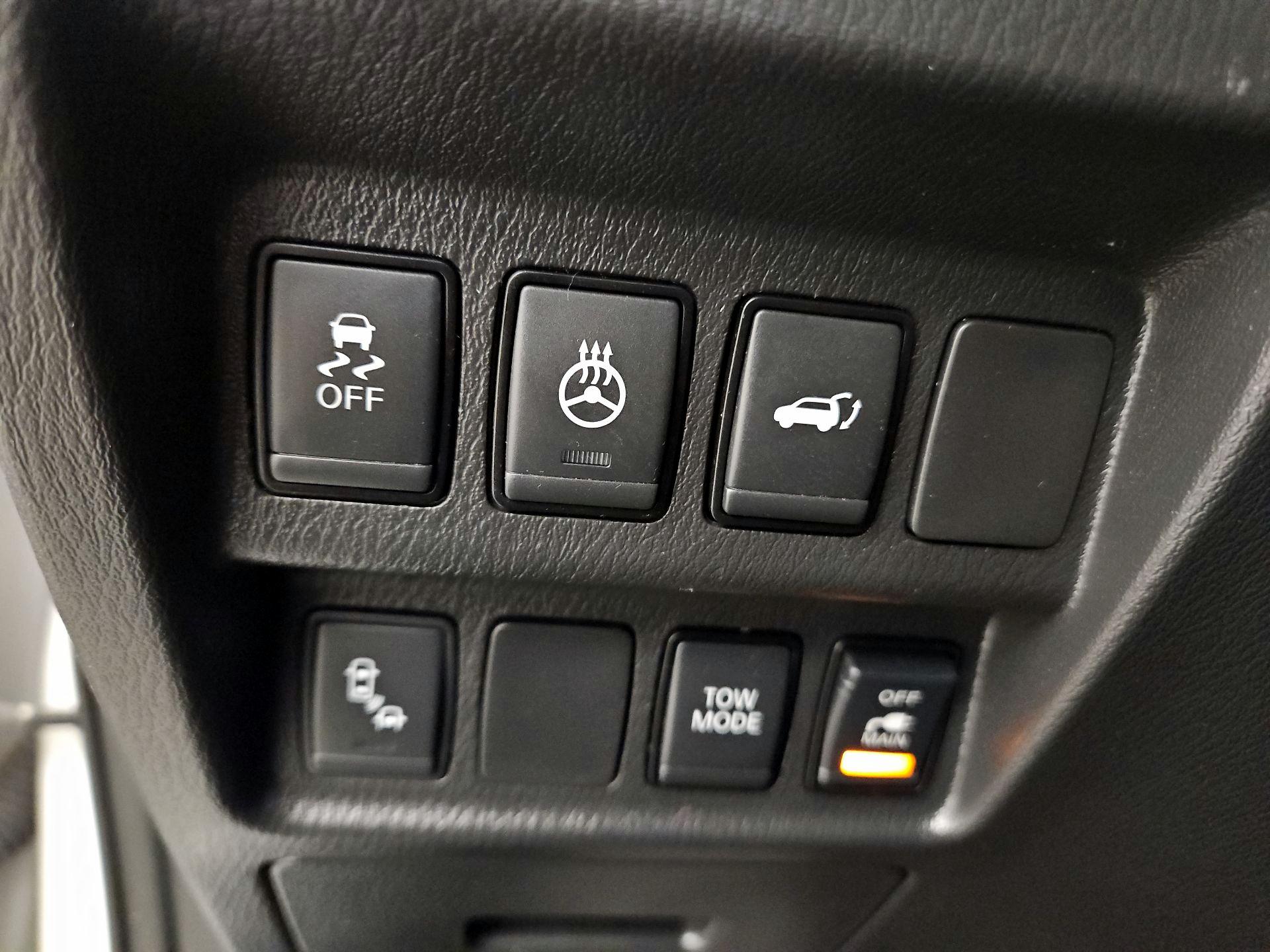 Thumbnail: 2019 Nissan Pathfinder - 13