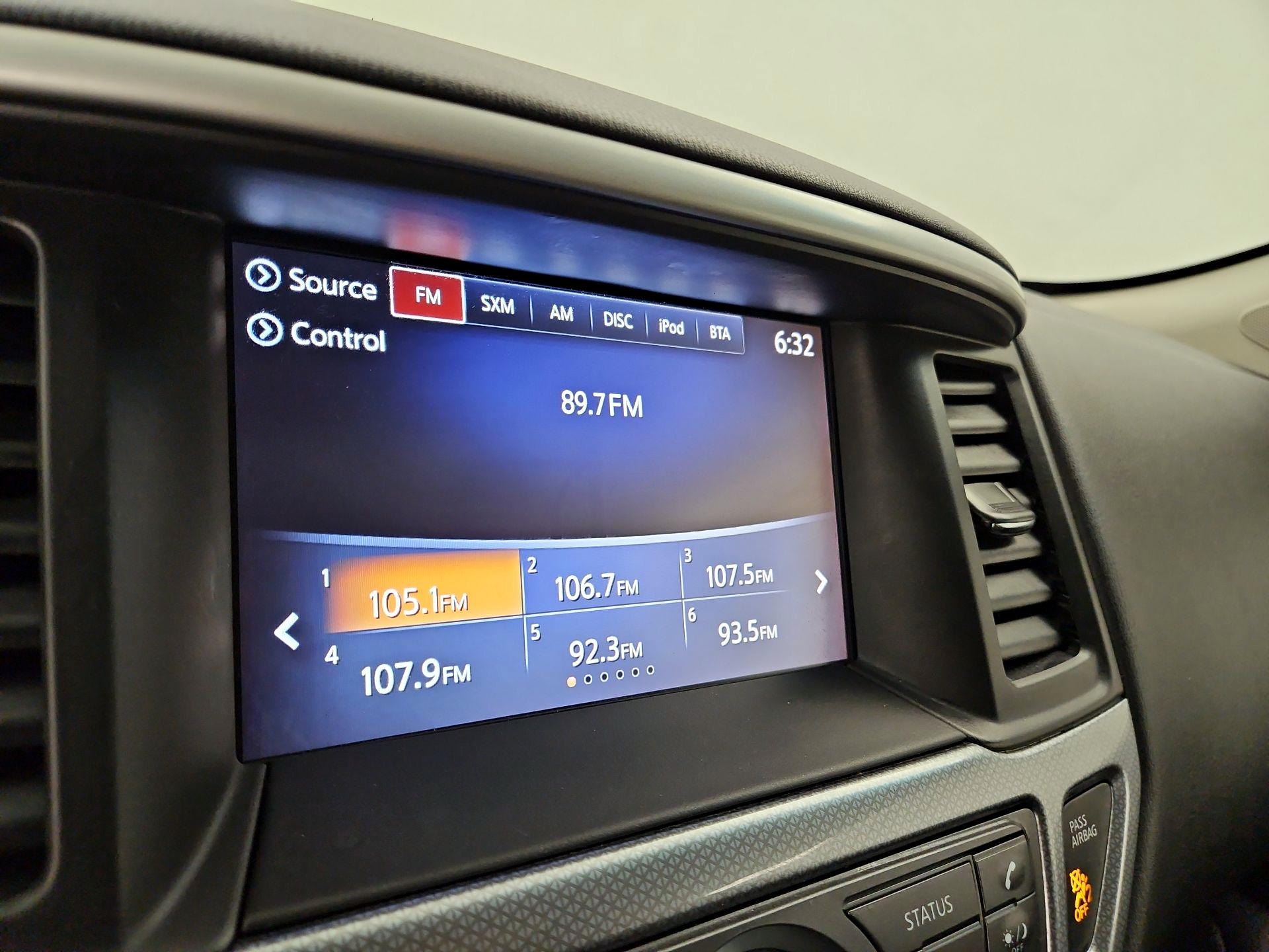 Thumbnail: 2019 Nissan Pathfinder - 16