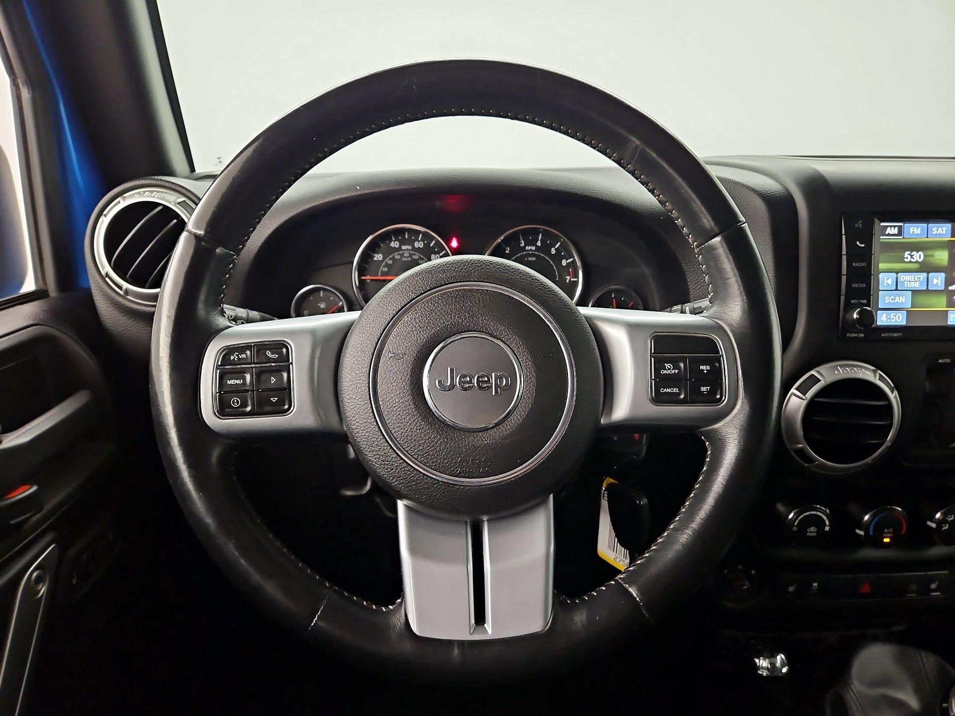 Thumbnail: 2015 Jeep Wrangler - 10