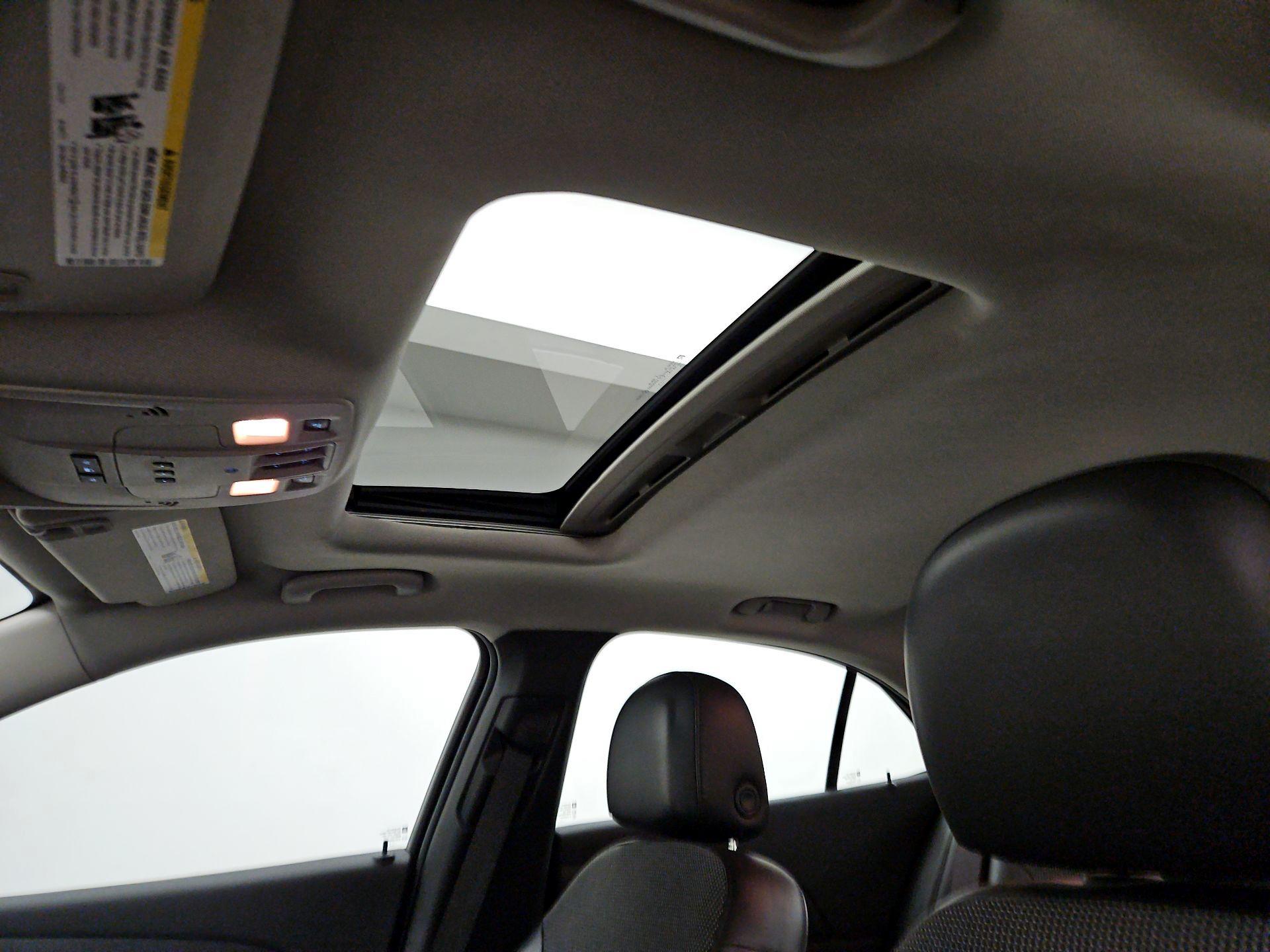 Thumbnail: 2014 Chevrolet Malibu - 19