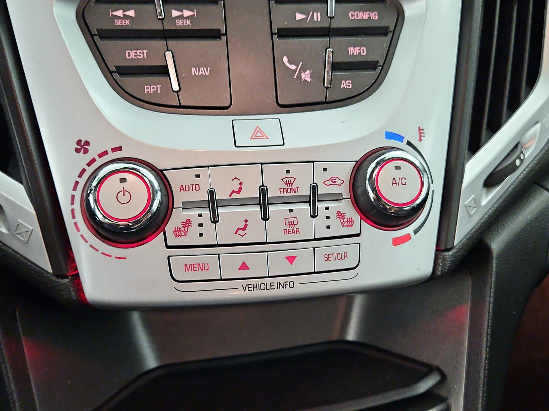 Thumbnail: 2016 GMC Terrain - 15