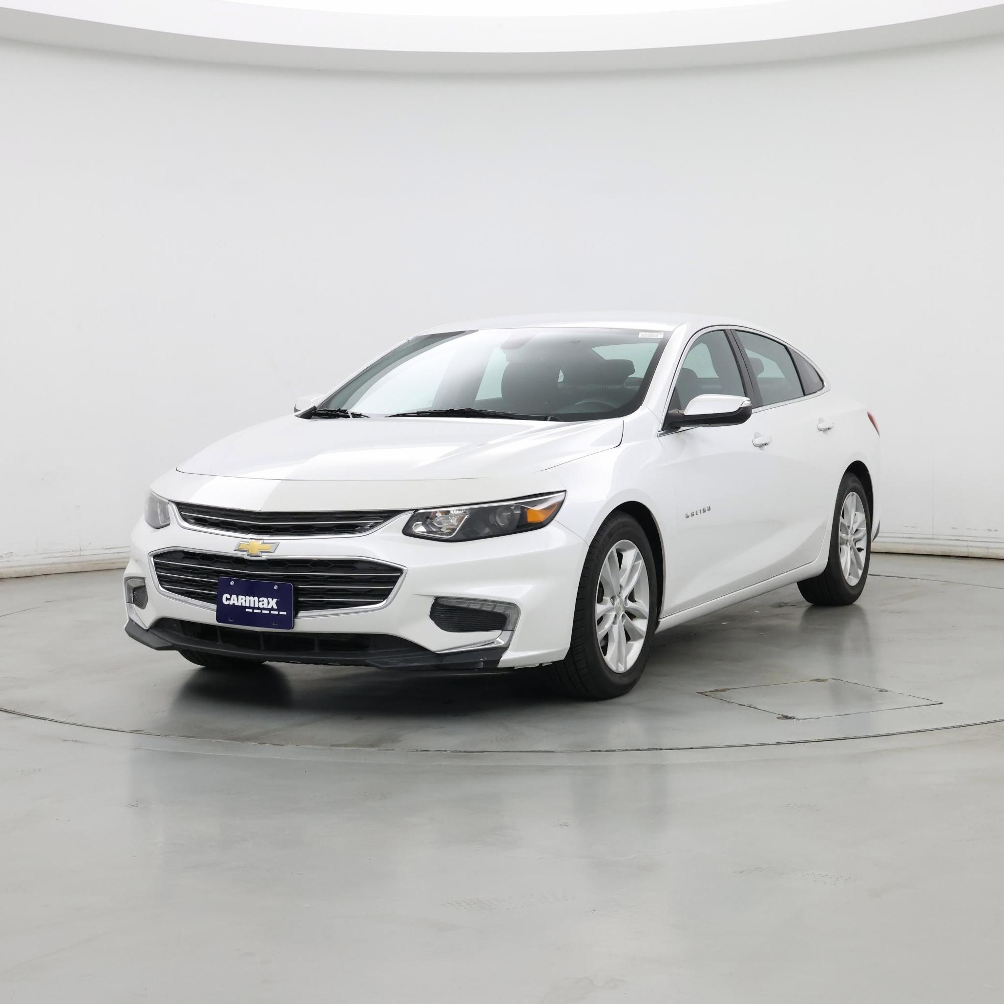 Thumbnail: 2017 Chevrolet Malibu - 4