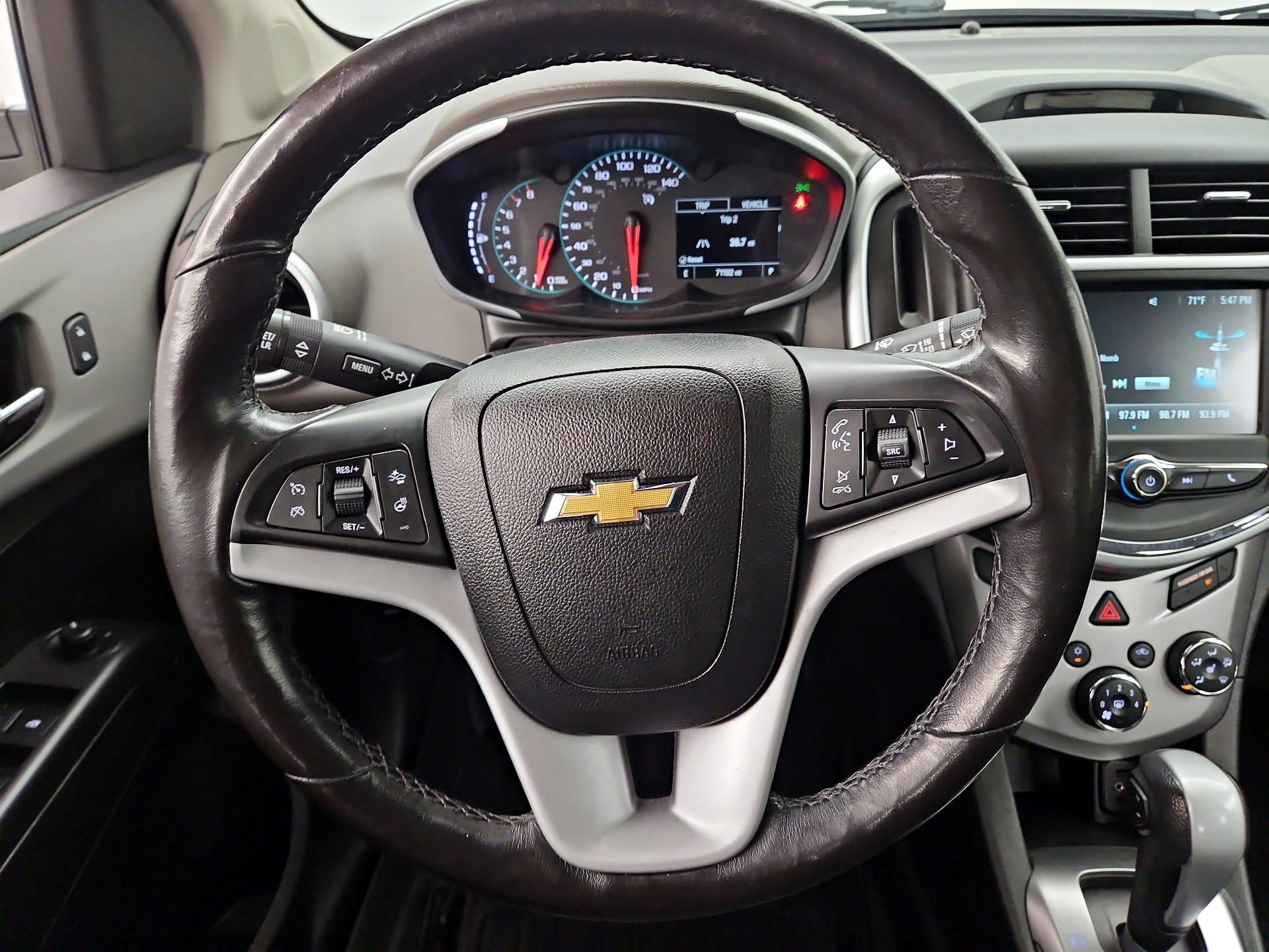 Thumbnail: 2017 Chevrolet Sonic - 10