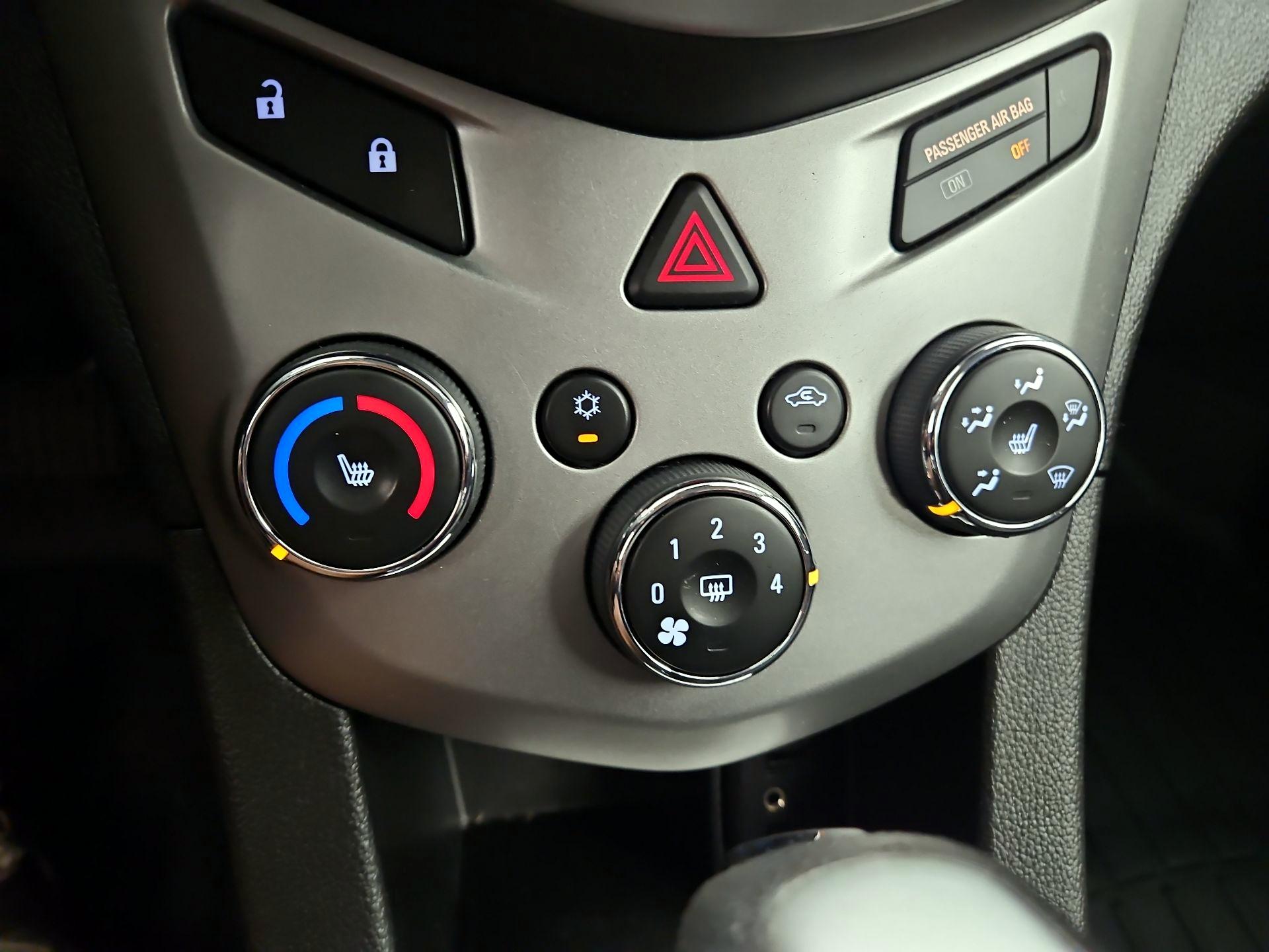 Thumbnail: 2017 Chevrolet Sonic - 16