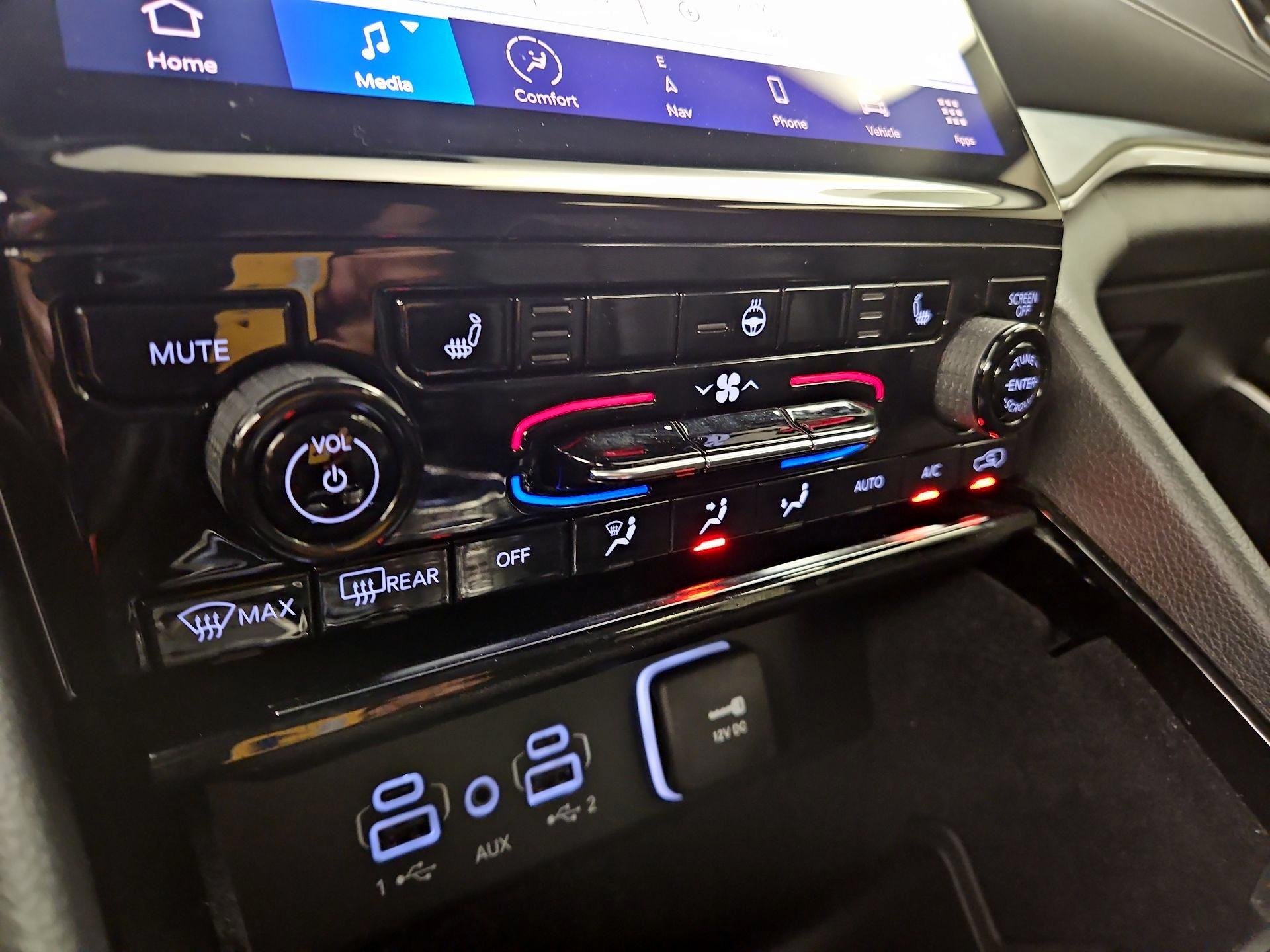 Thumbnail: 2021 Jeep Grand Cherokee L - 17