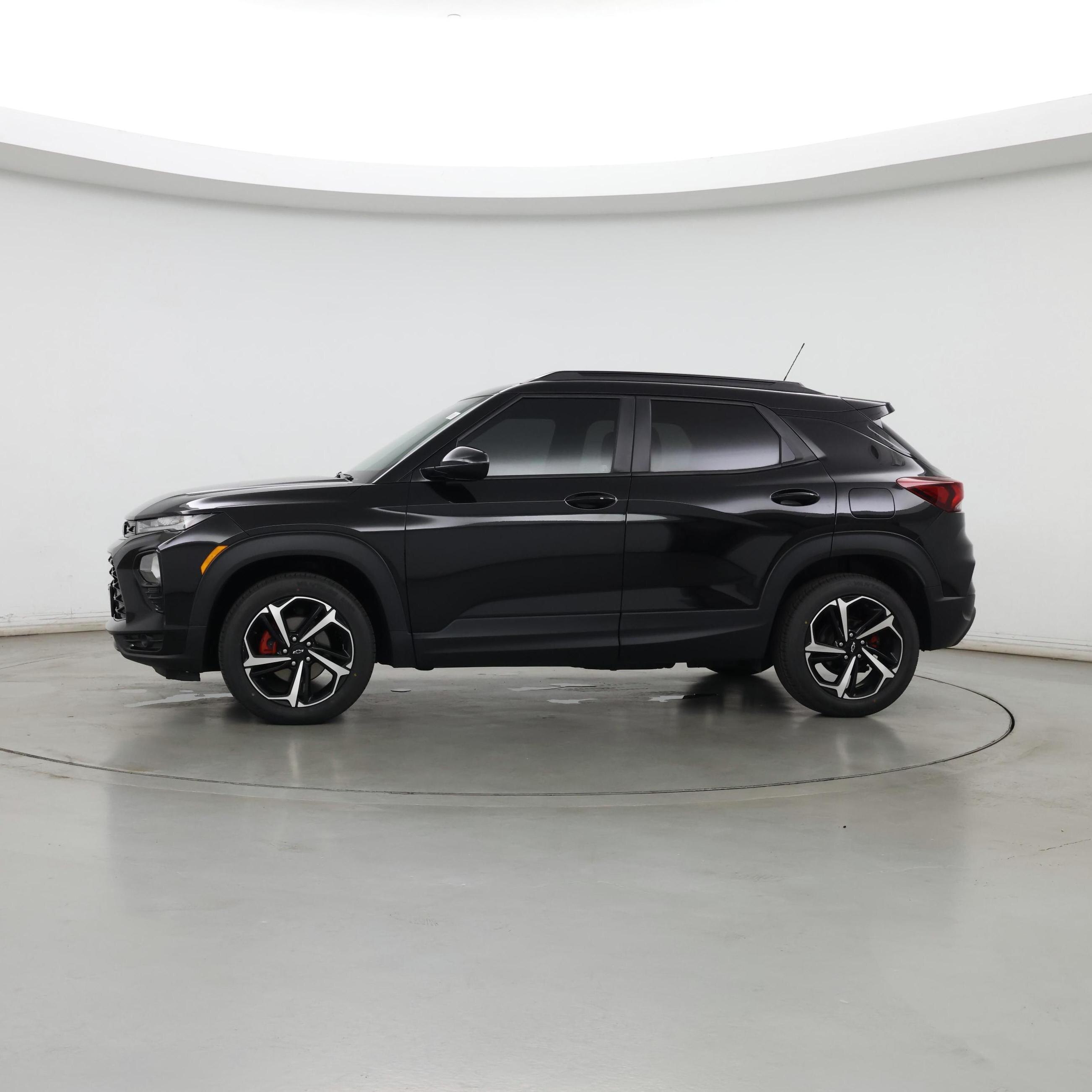 Thumbnail: 2022 Chevrolet TrailBlazer - 3