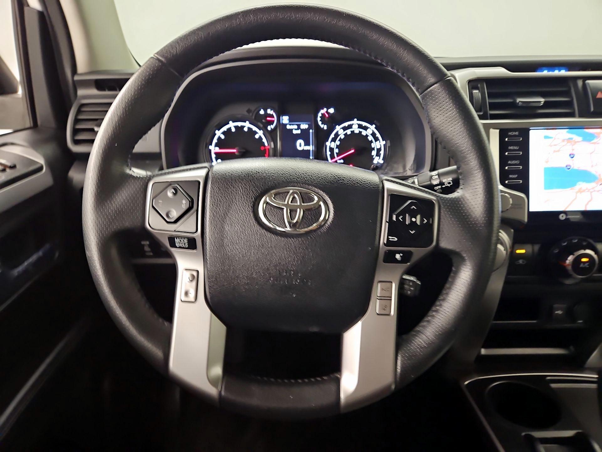 Thumbnail: 2022 Toyota 4Runner - 10