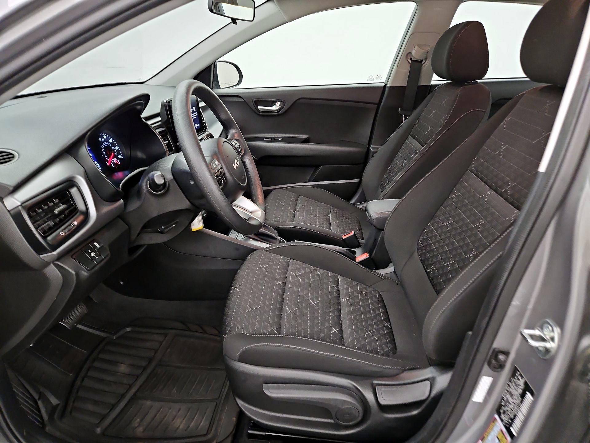 Thumbnail: 2023 Kia Rio - 11