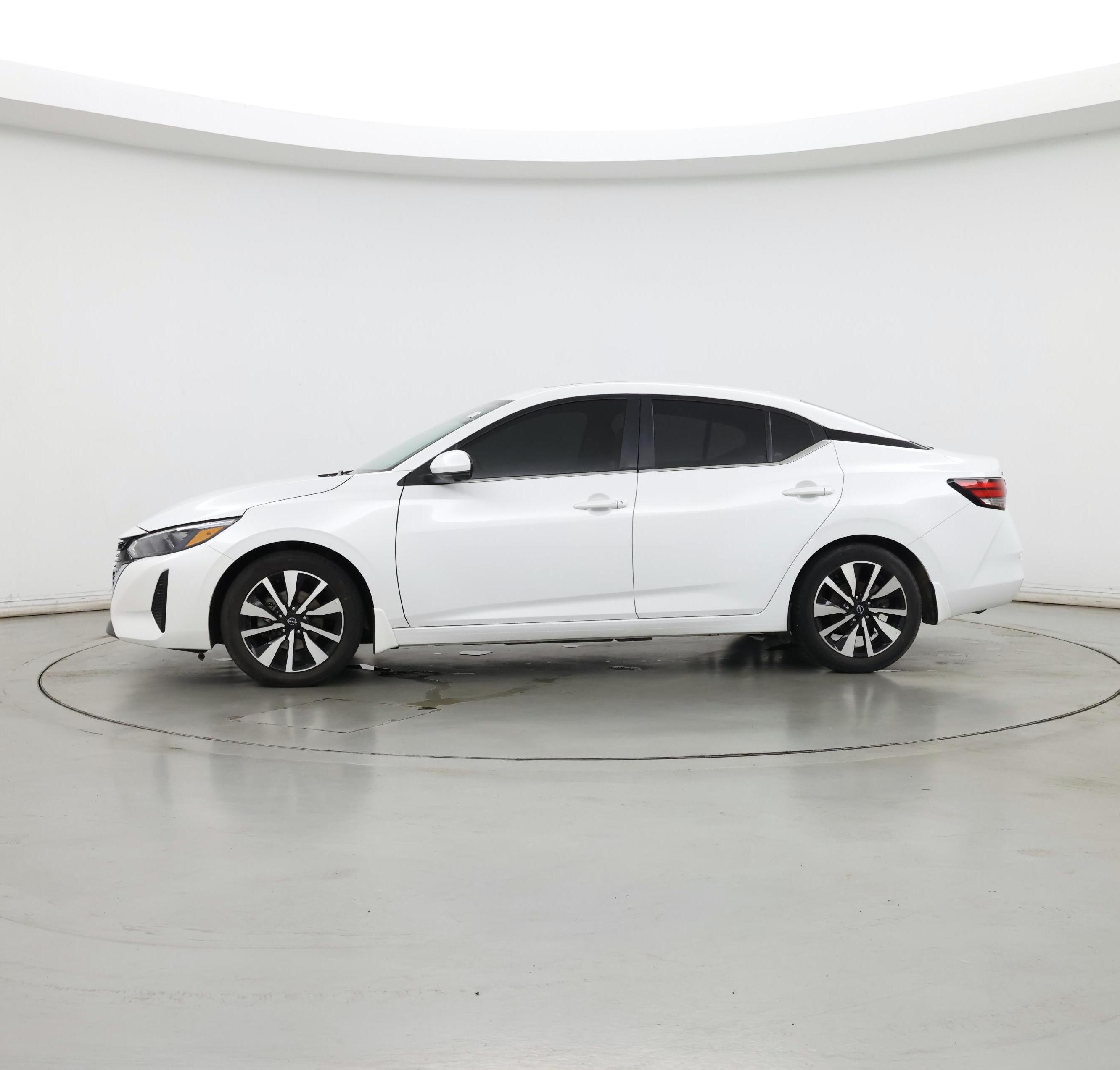 Thumbnail: 2024 Nissan Sentra - 3