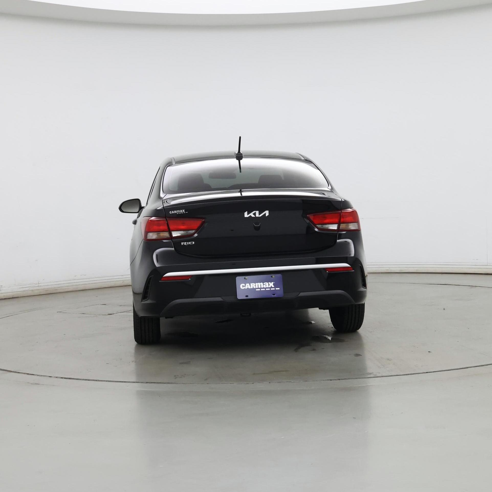 Thumbnail: 2022 Kia Rio - 6