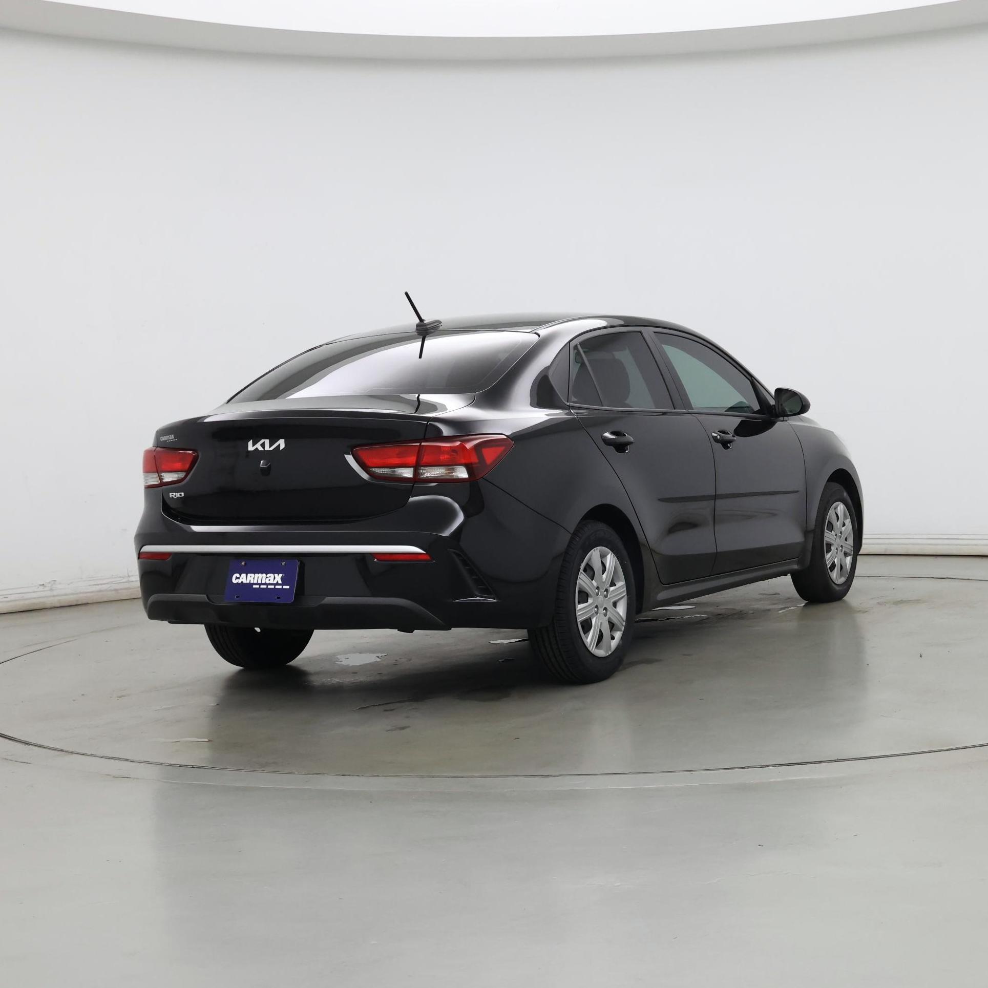 Thumbnail: 2022 Kia Rio - 8