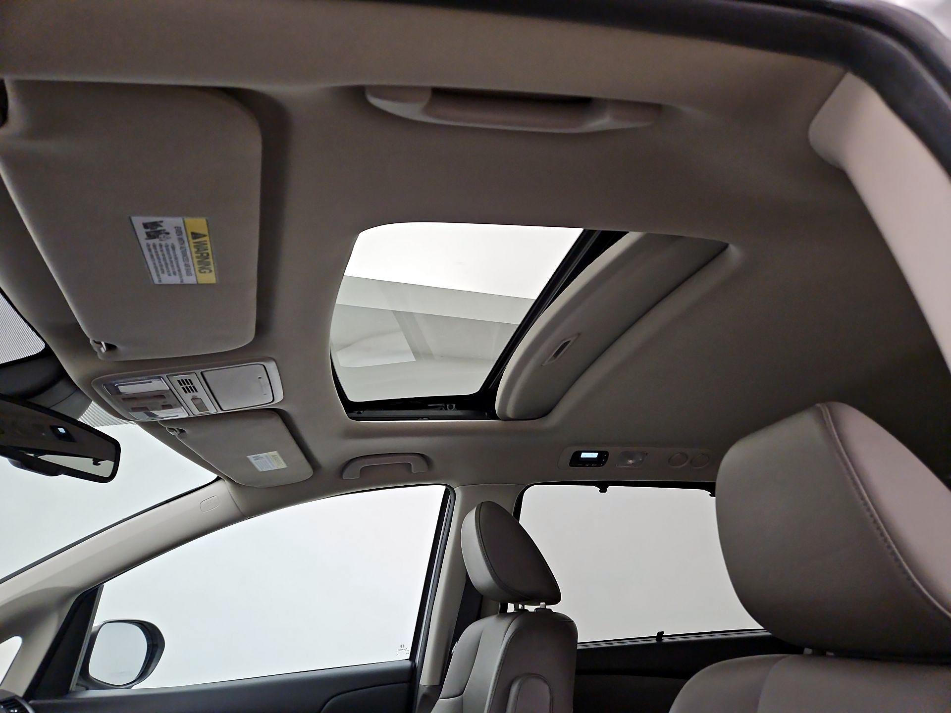 Thumbnail: 2014 Honda Odyssey - 19
