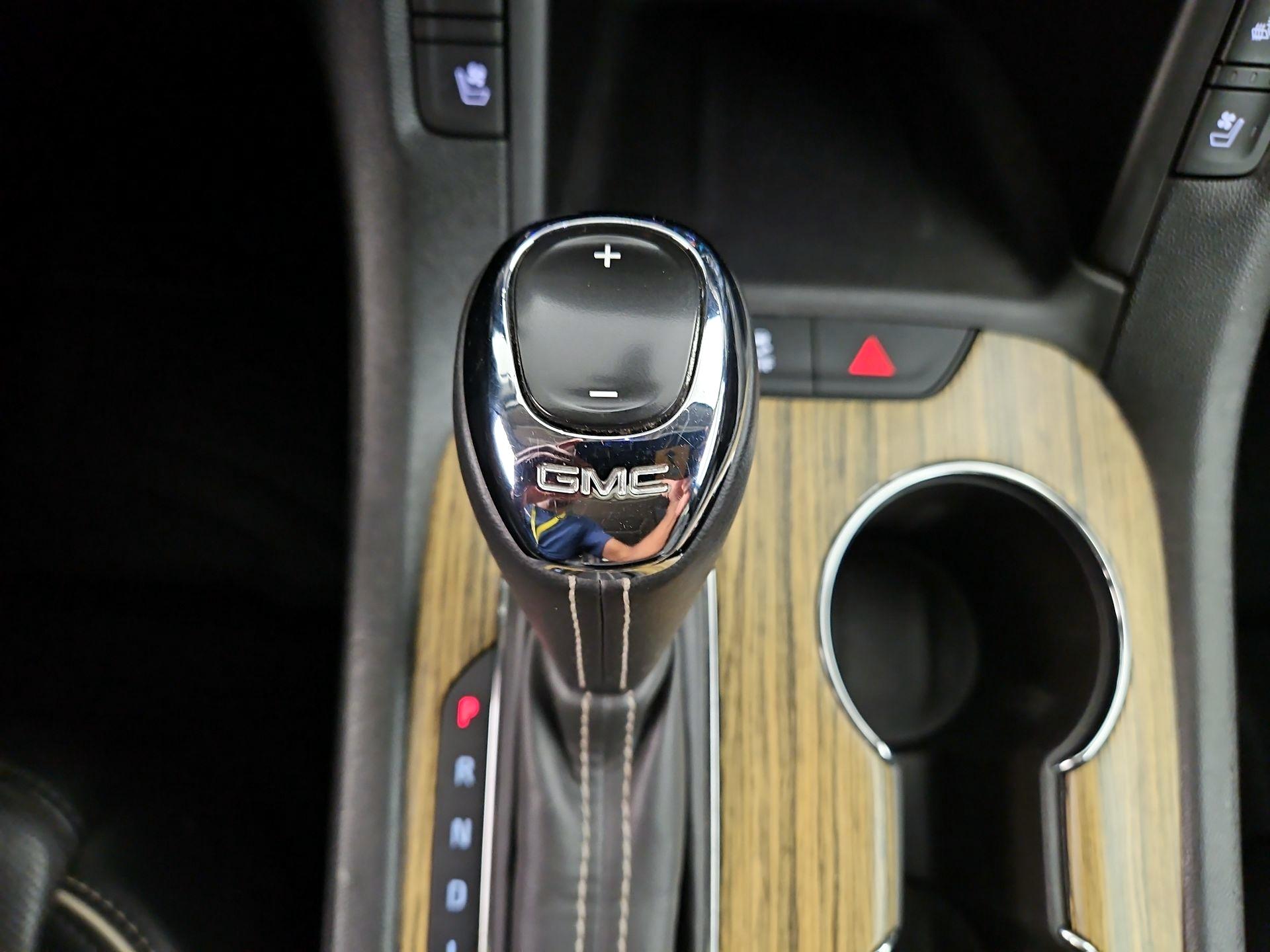 Thumbnail: 2017 GMC Acadia - 18