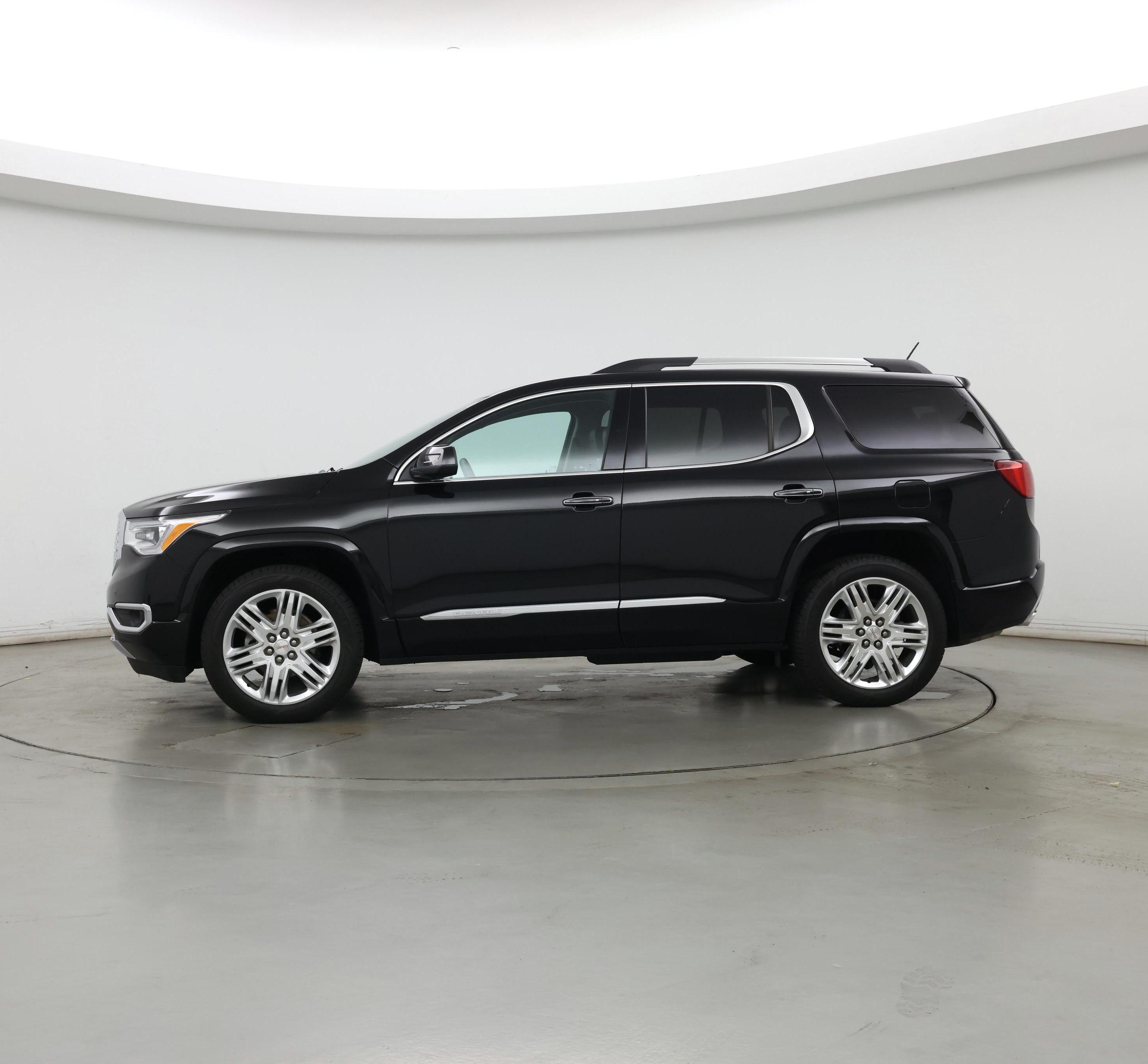 Thumbnail: 2017 GMC Acadia - 3