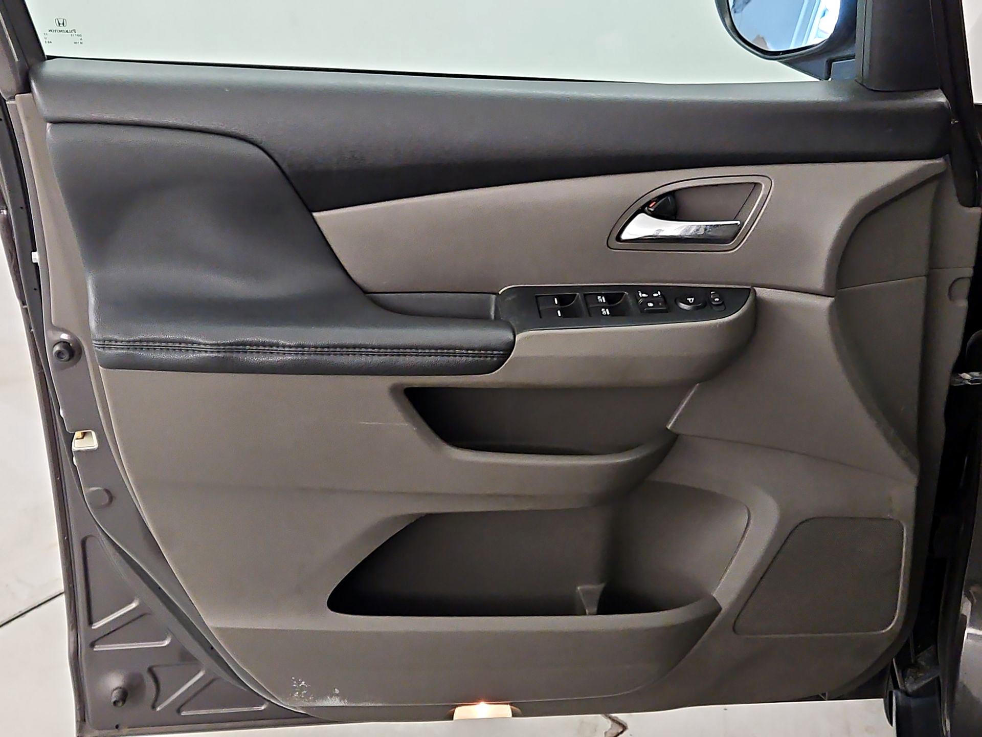 Thumbnail: 2016 Honda Odyssey - 12