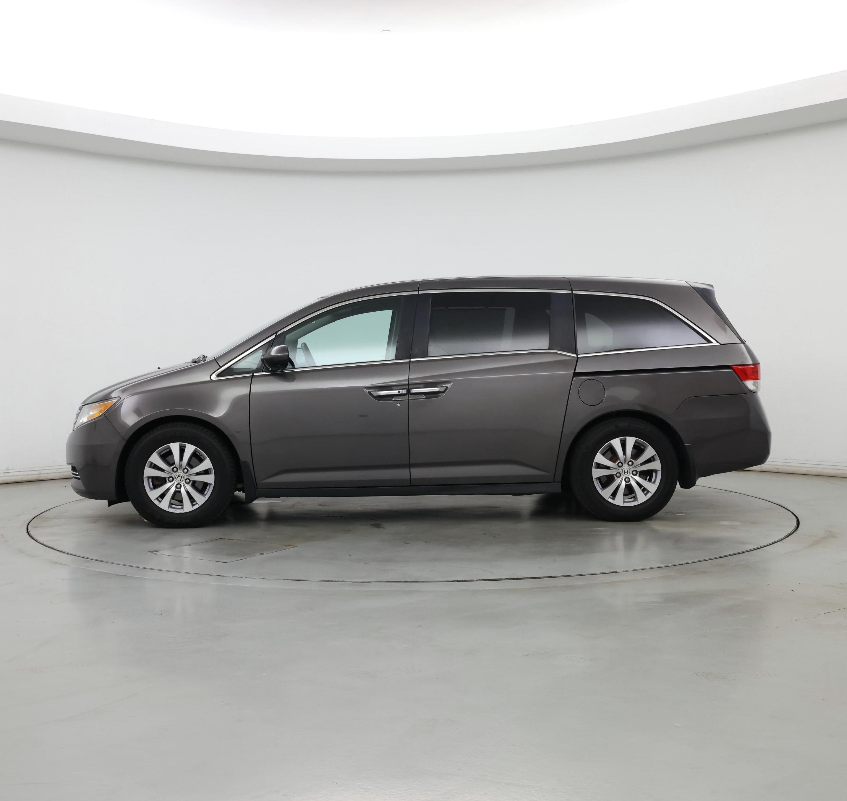 Thumbnail: 2016 Honda Odyssey - 3