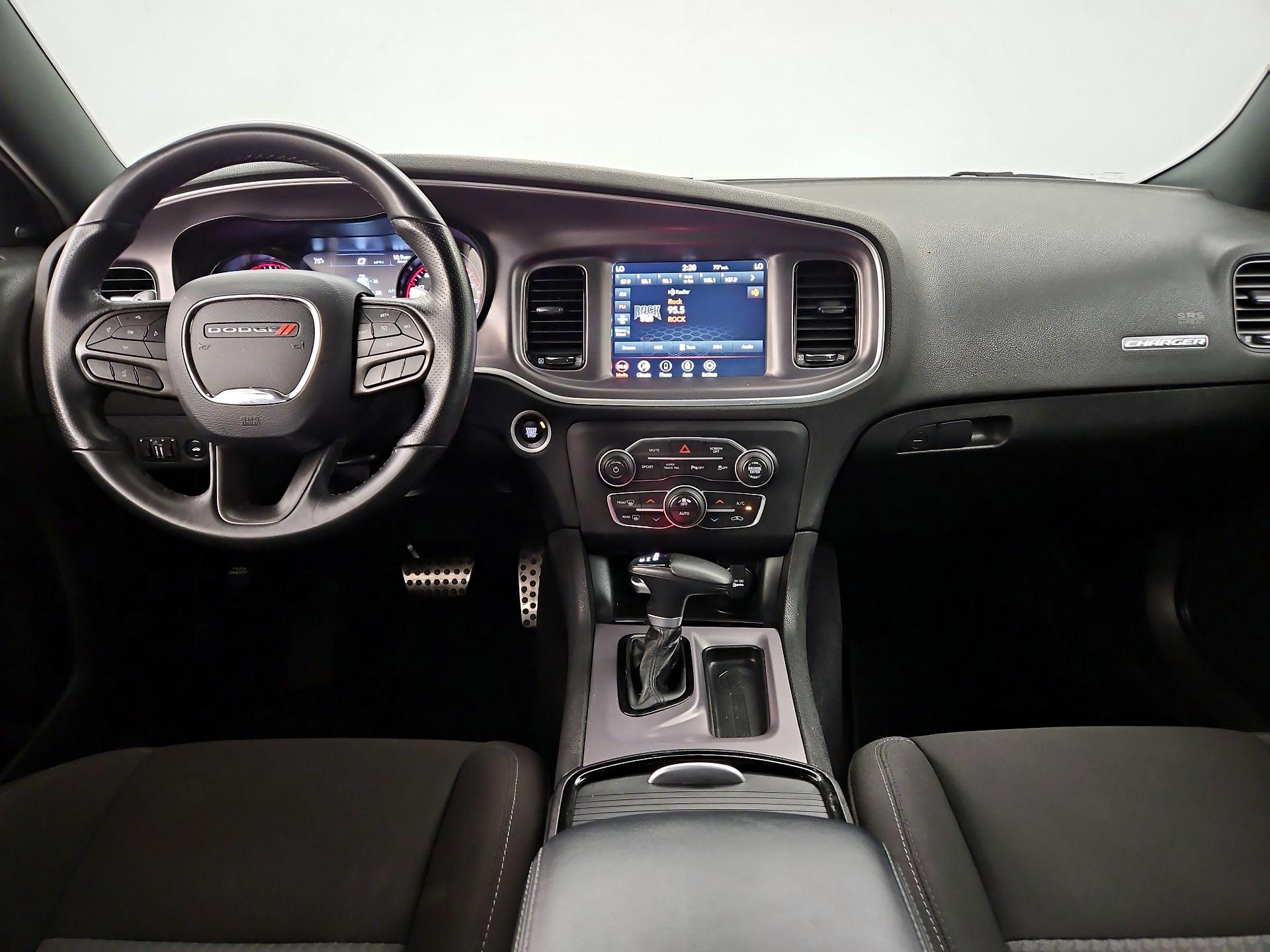 Thumbnail: 2022 Dodge Charger - 9