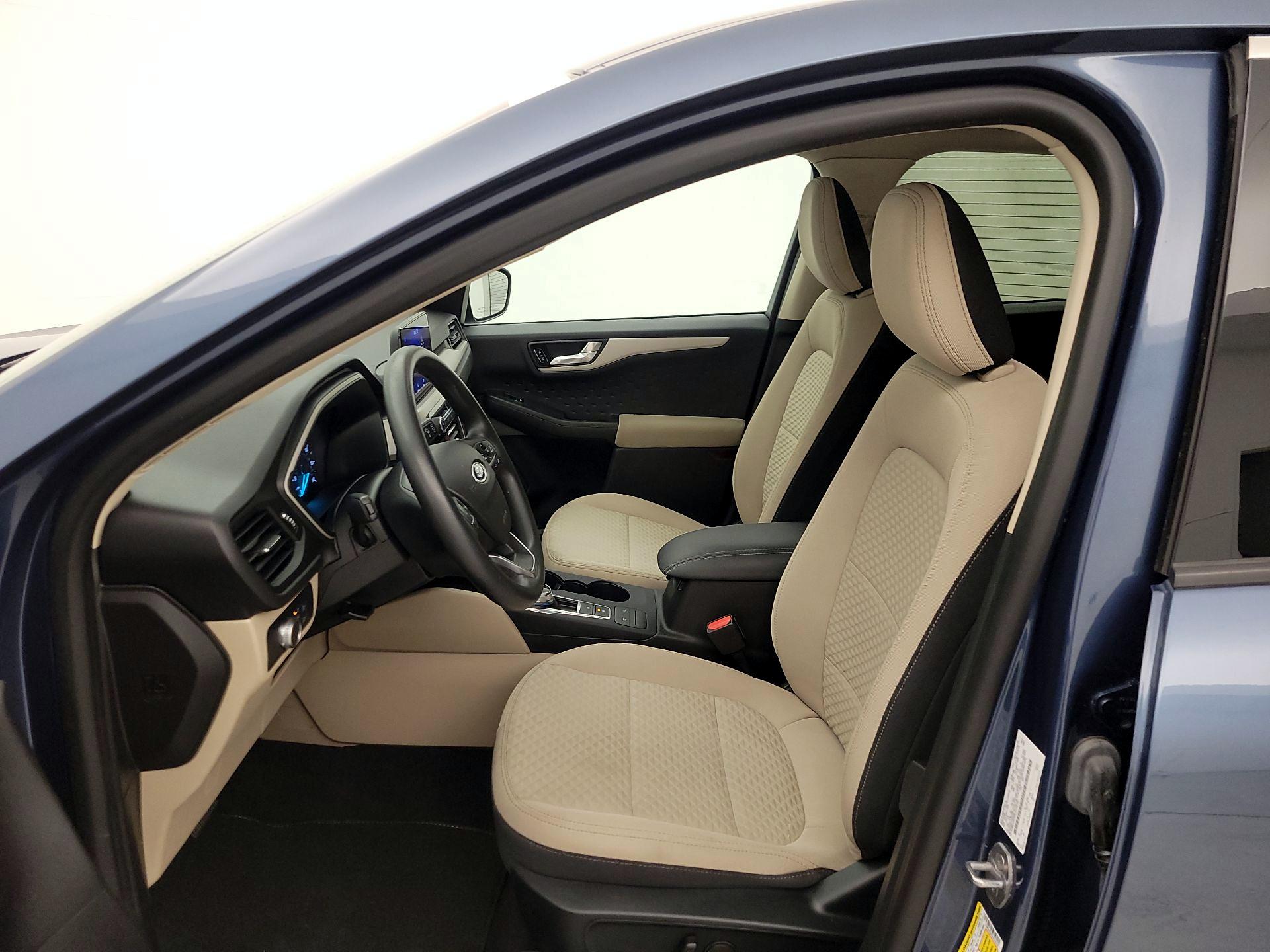 Thumbnail: 2020 Ford Escape - 11