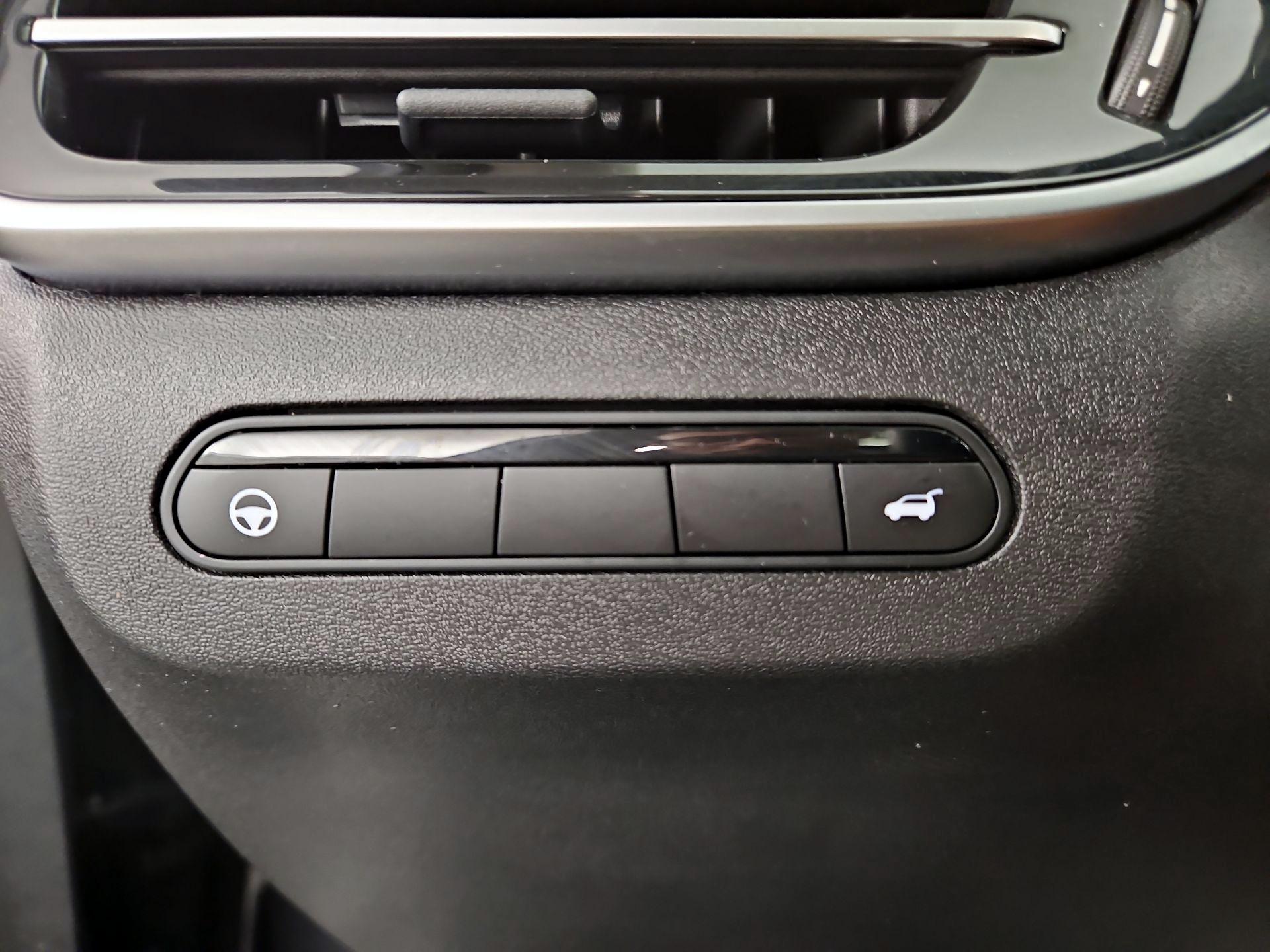 Thumbnail: 2024 INFINITI QX60 - 13