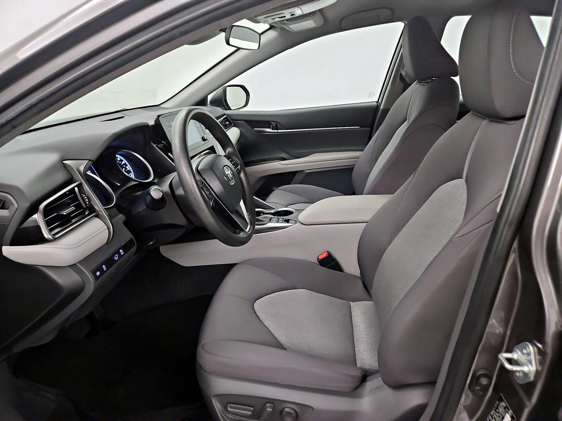 Thumbnail: 2021 Toyota Camry - 11