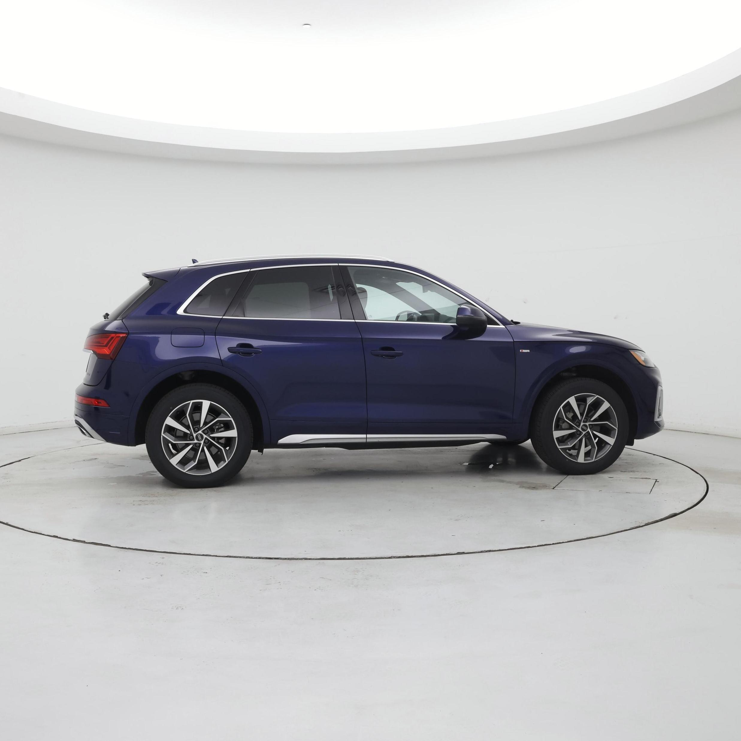 Thumbnail: 2022 Audi Q5 - 7