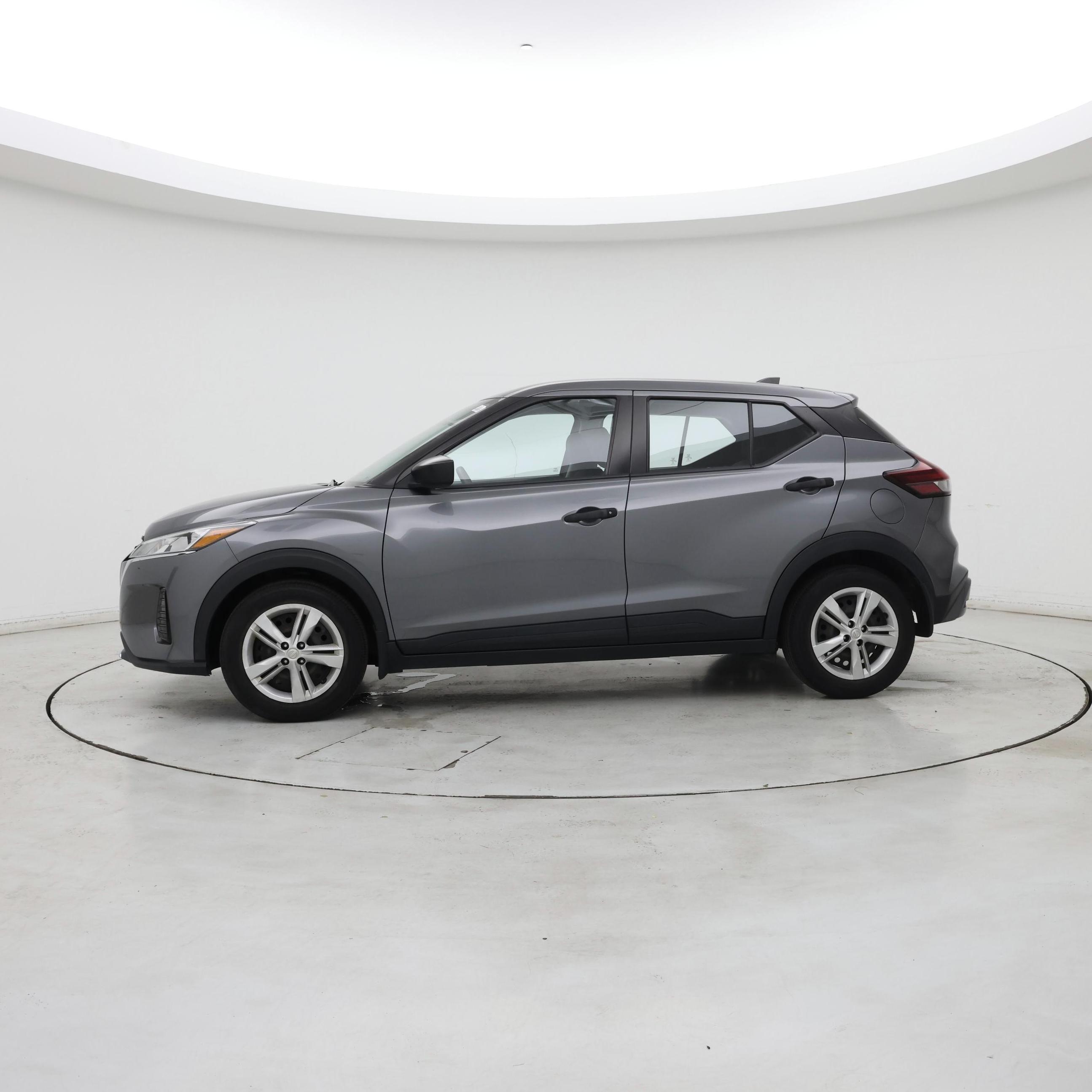 Thumbnail: 2021 Nissan Kicks - 3