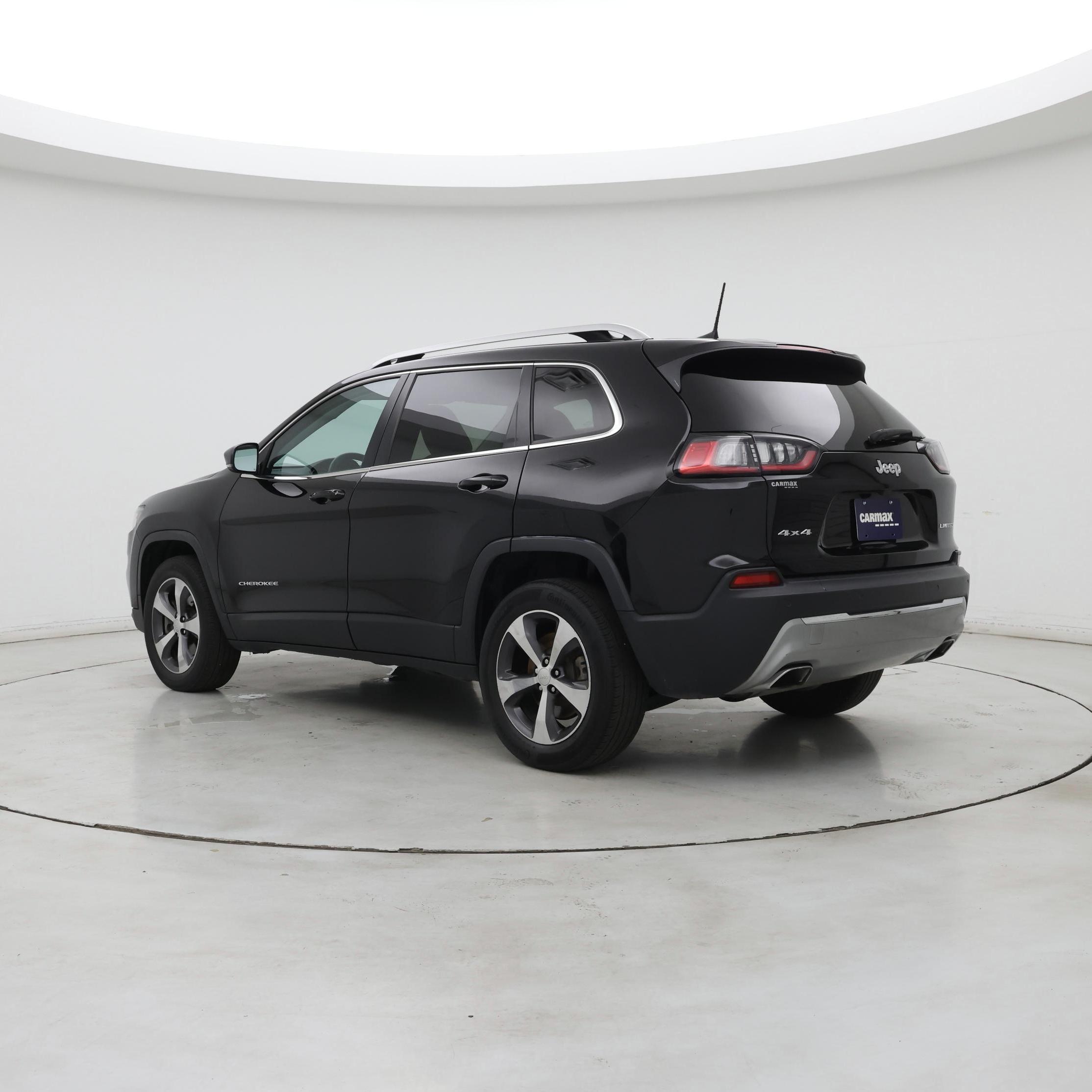 Thumbnail: 2019 Jeep Cherokee - 2