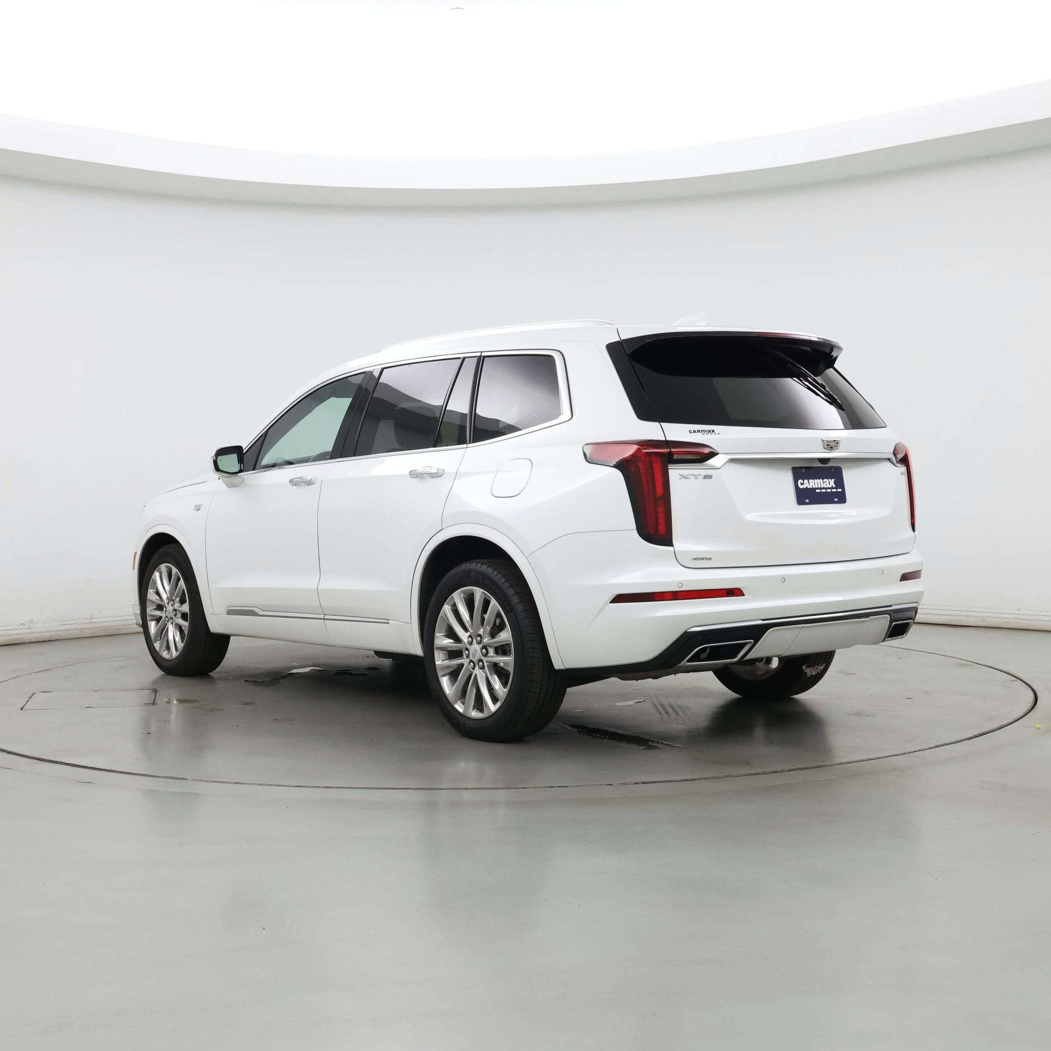 Thumbnail: 2023 Cadillac XT6 - 2