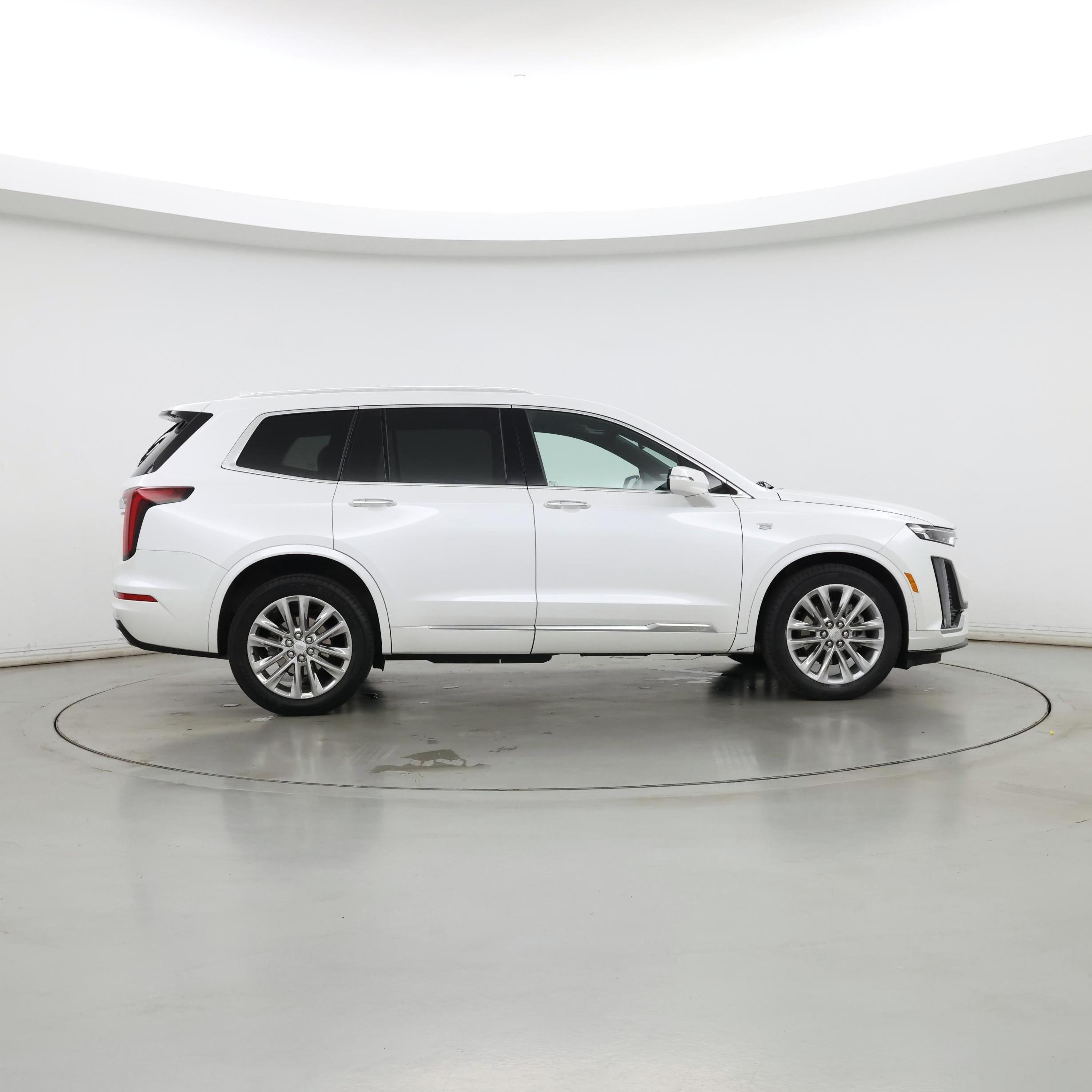 Thumbnail: 2023 Cadillac XT6 - 7