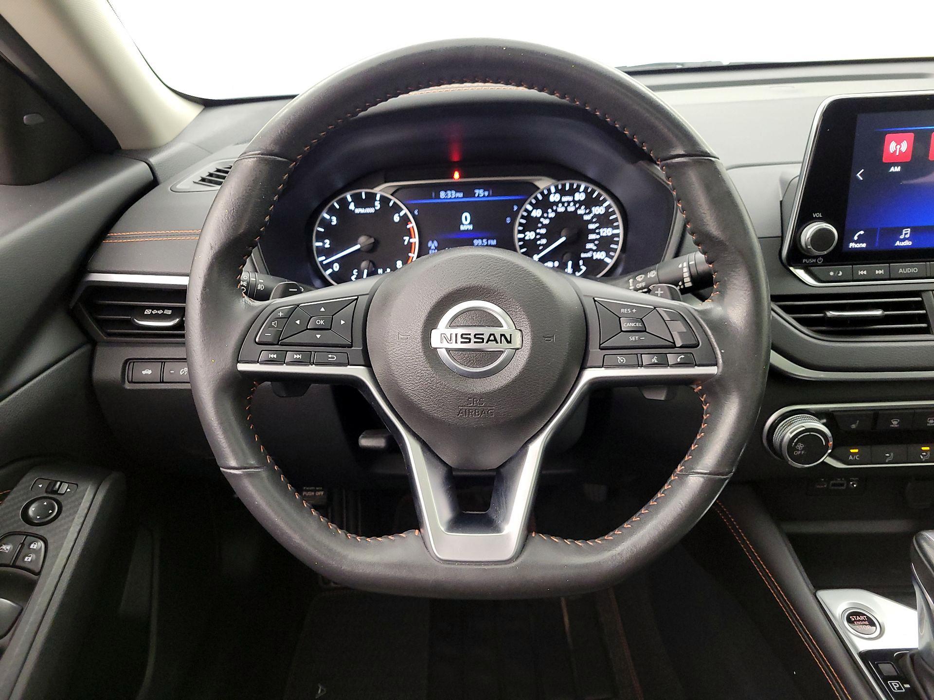 Thumbnail: 2022 Nissan Altima - 10