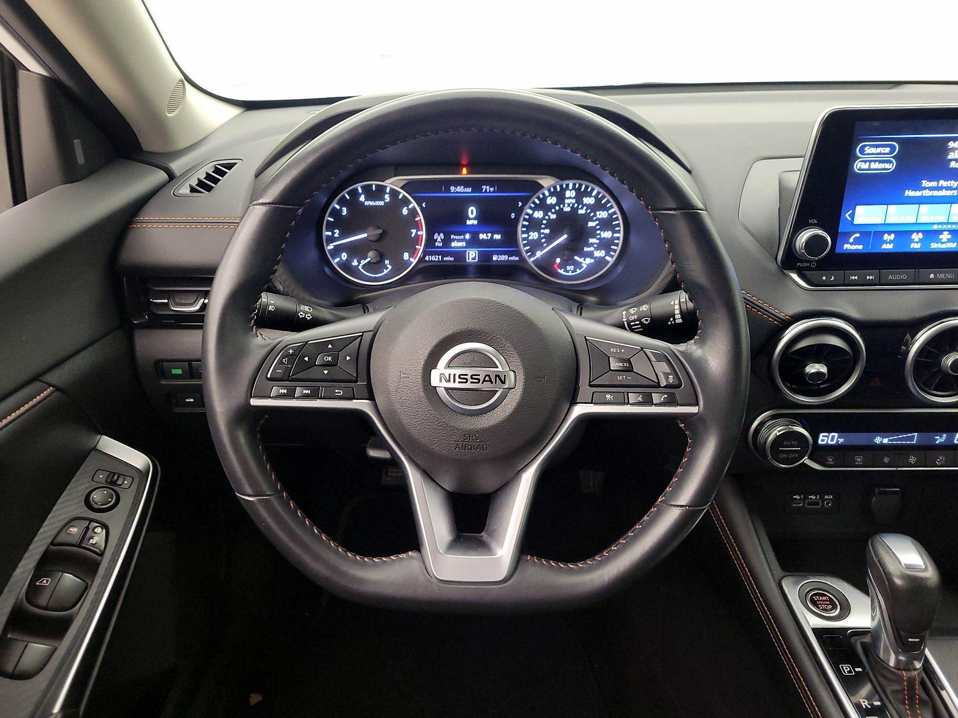 Thumbnail: 2021 Nissan Sentra - 10