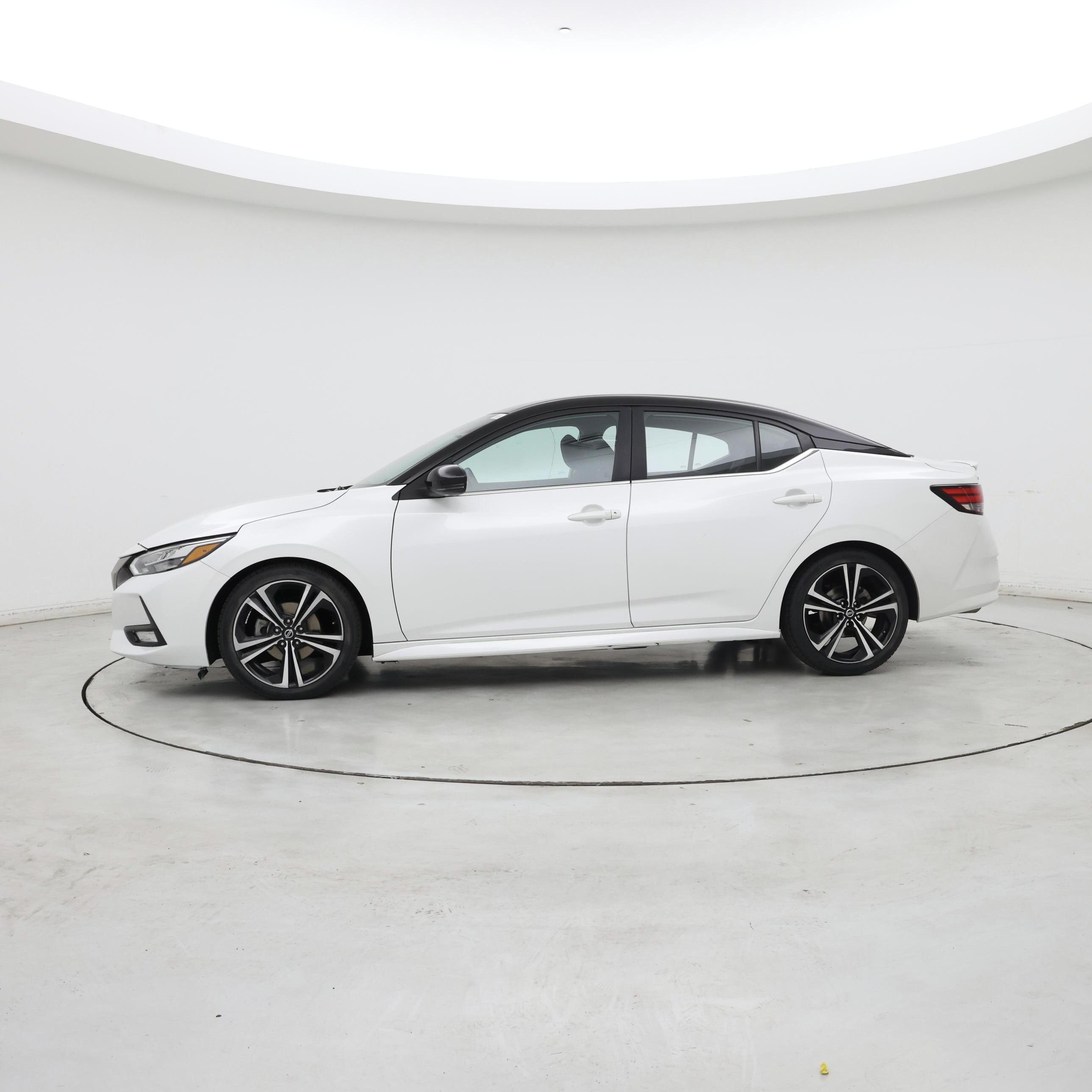 Thumbnail: 2021 Nissan Sentra - 3